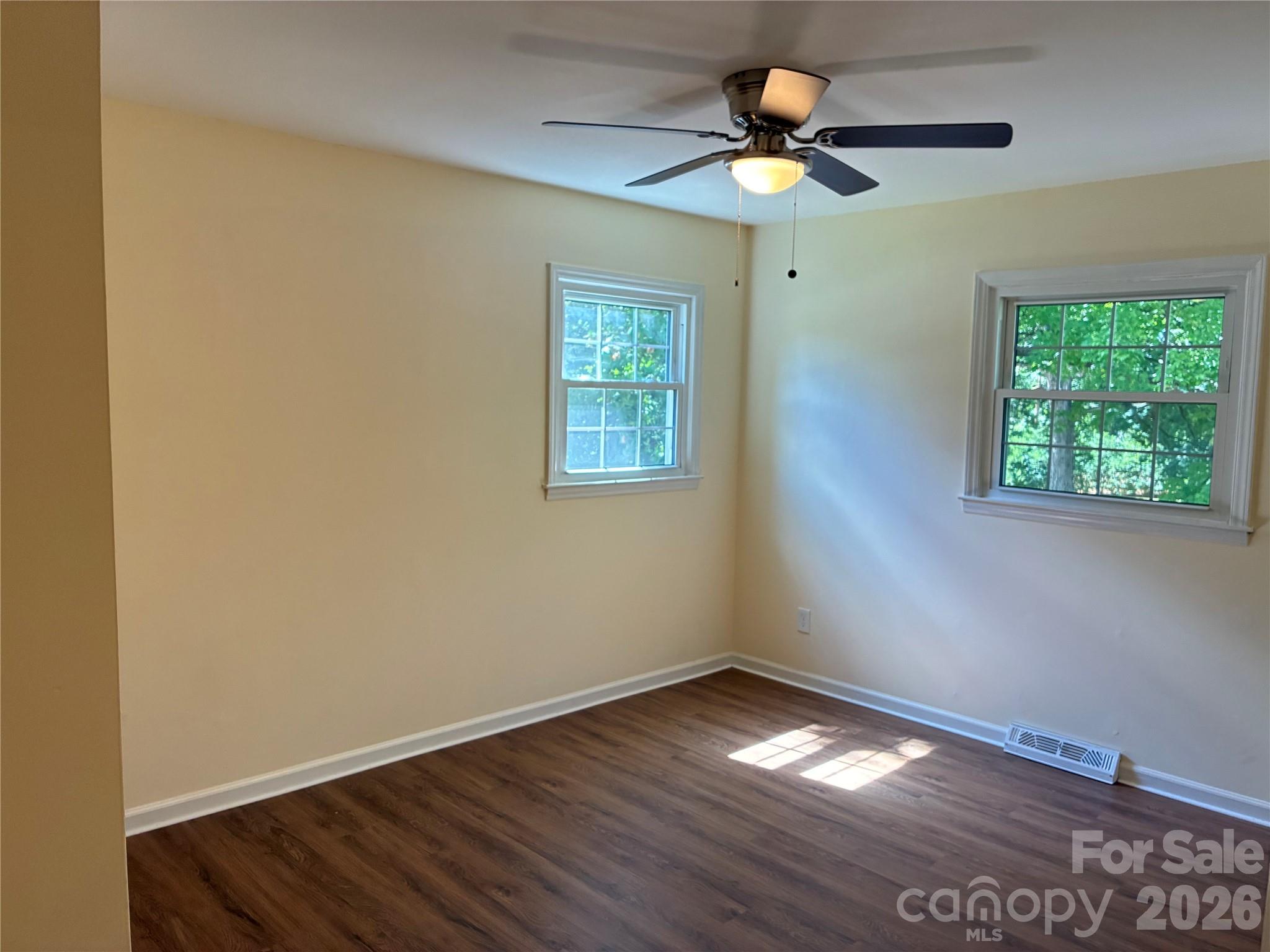 1140 Fieldstone Road Property Photo 12