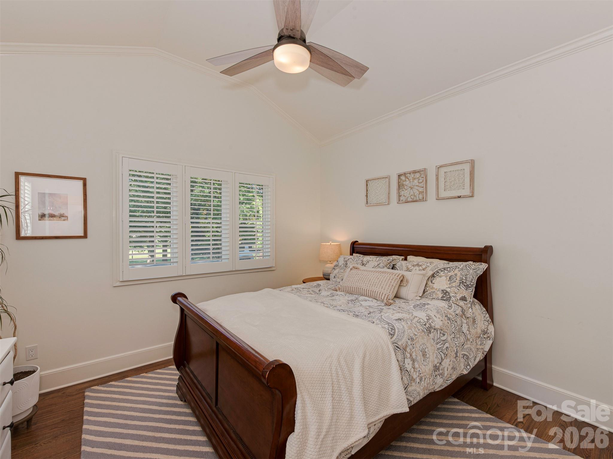 723 Romany Road Property Photo 21