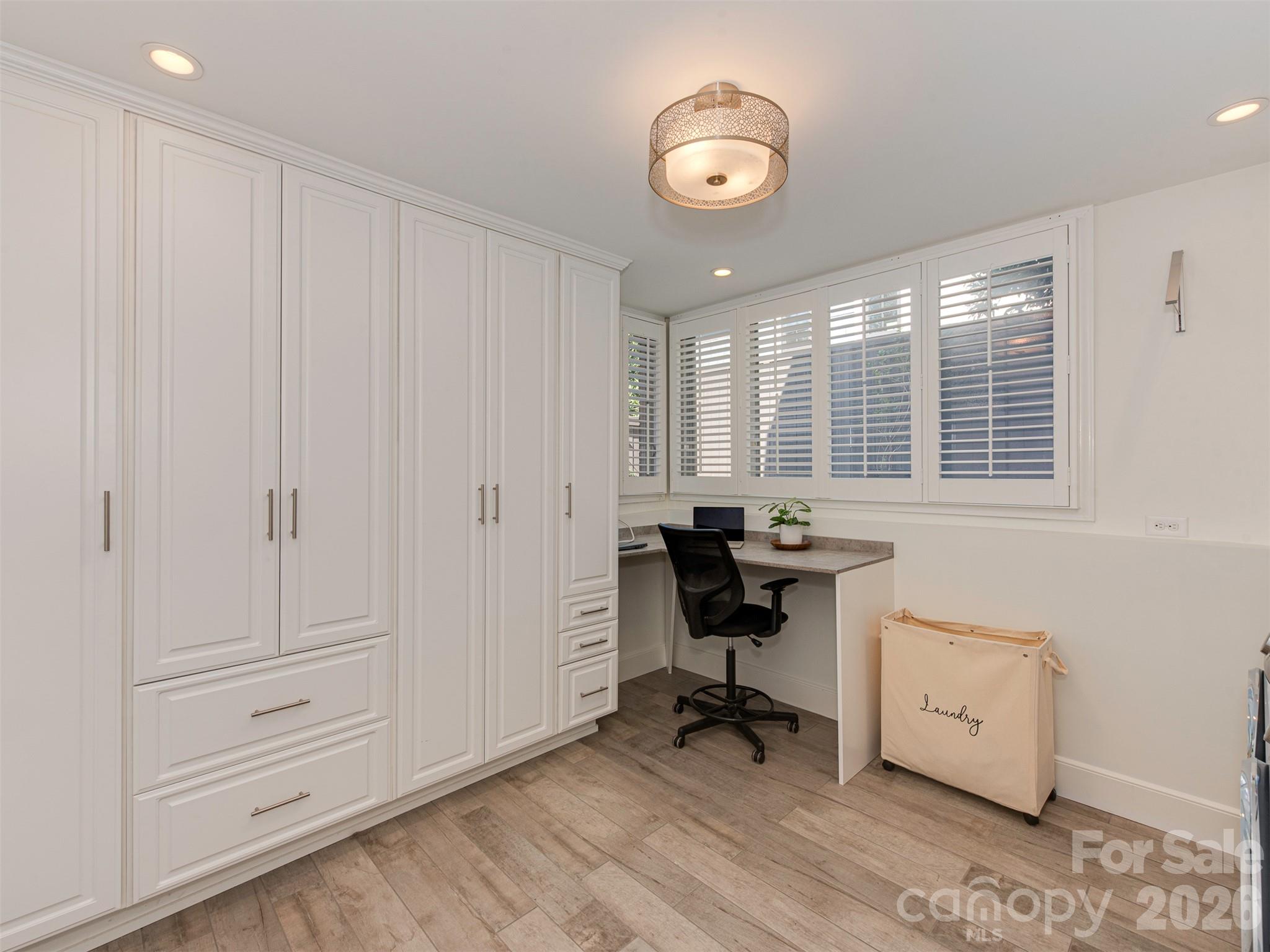723 Romany Road Property Photo 24