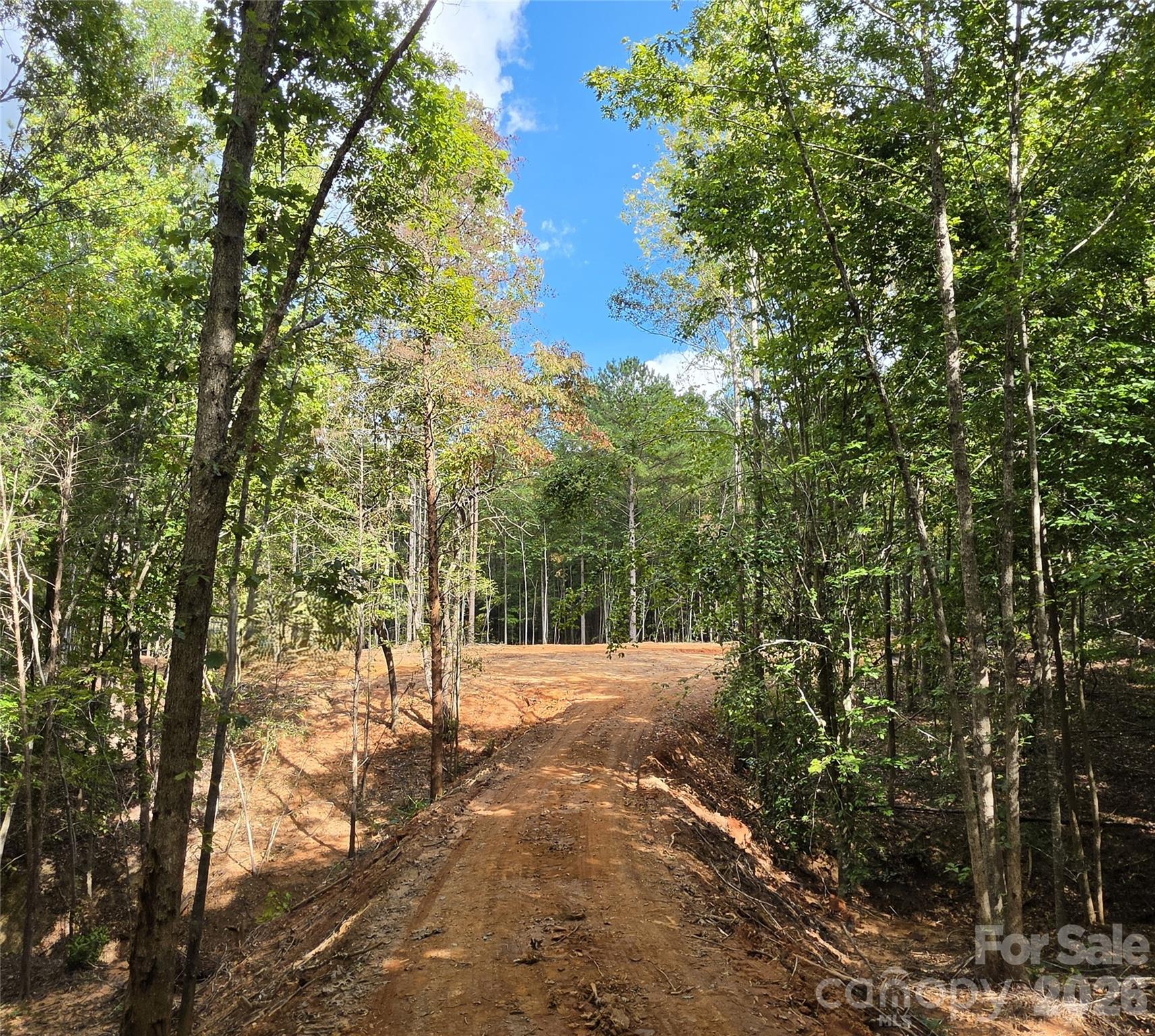 552 Midway Road Property Photo 4