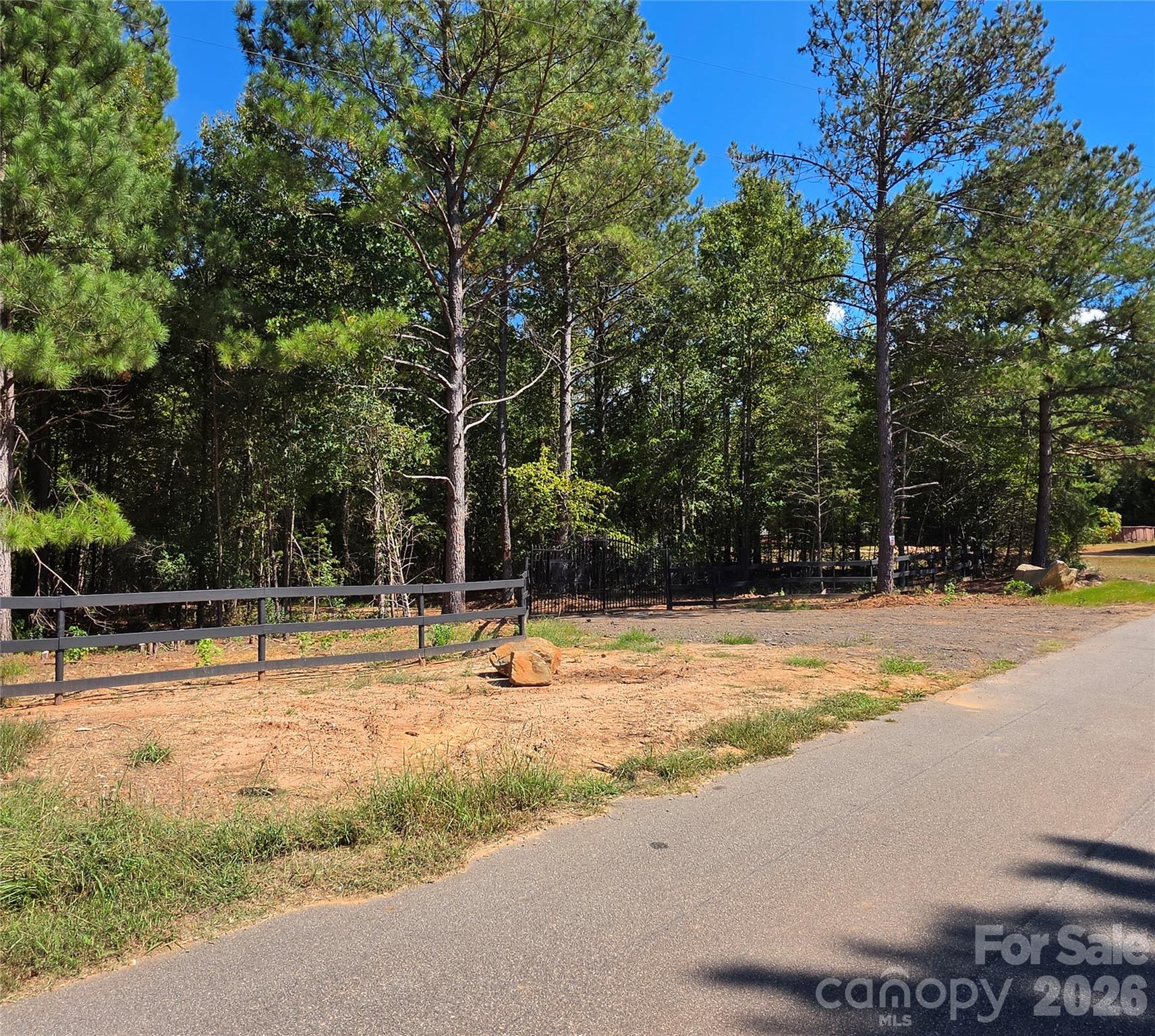 552 Midway Road Property Photo 5