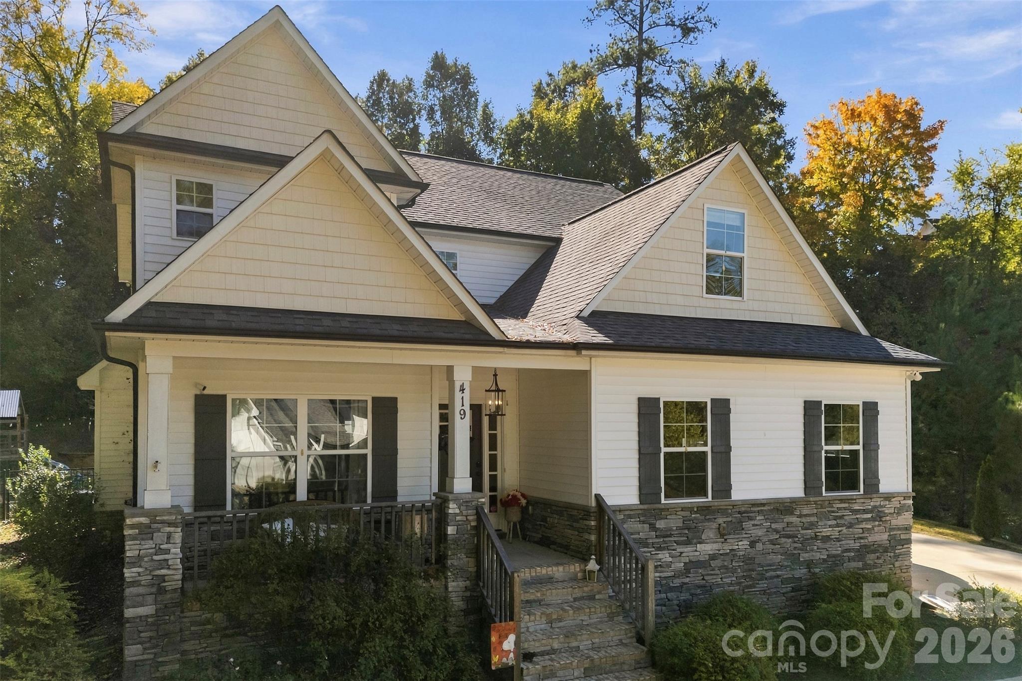 419 Spruce Place A Property Photo 2