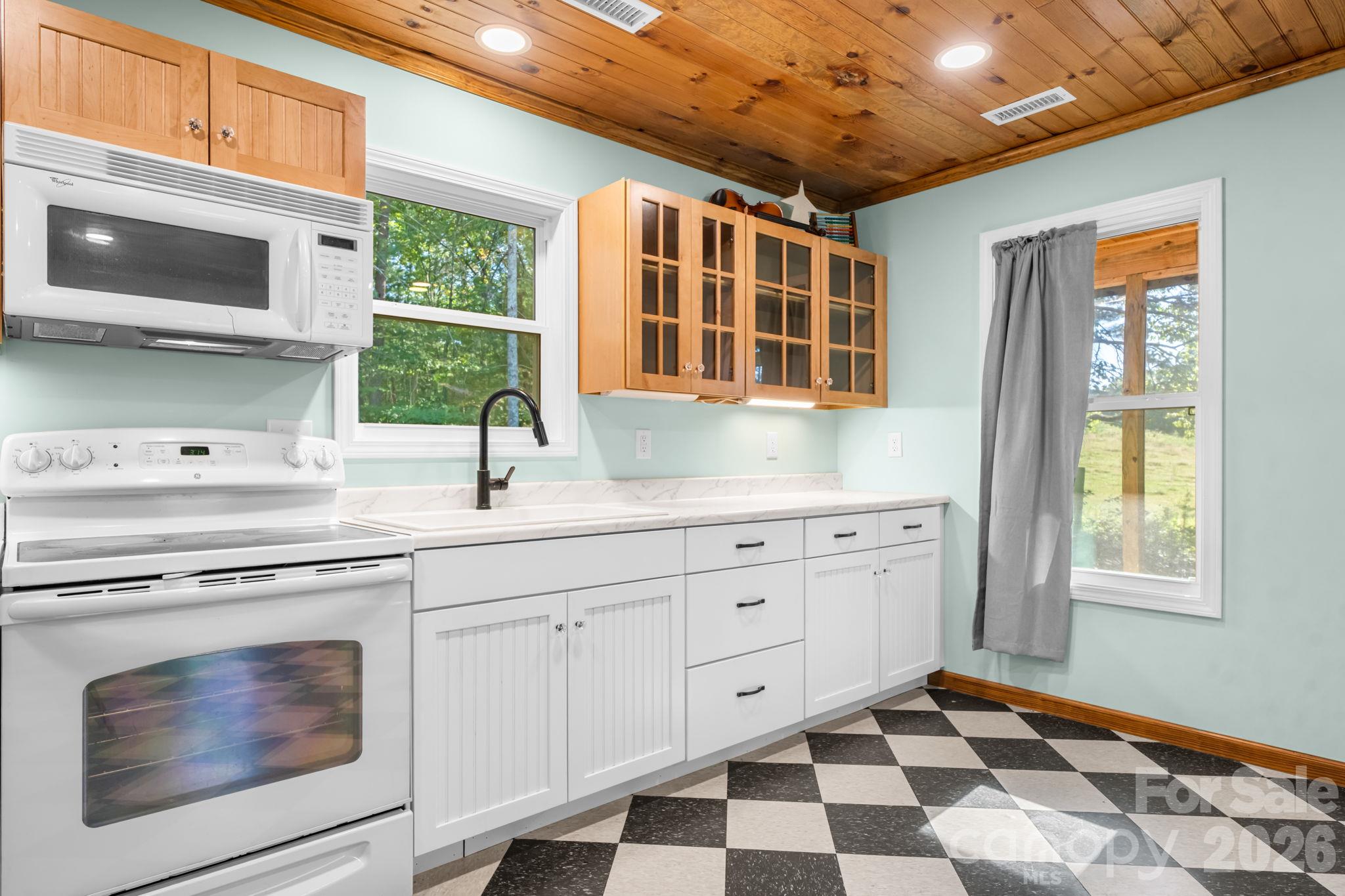 6998 Nobby Lail Road Property Photo 33