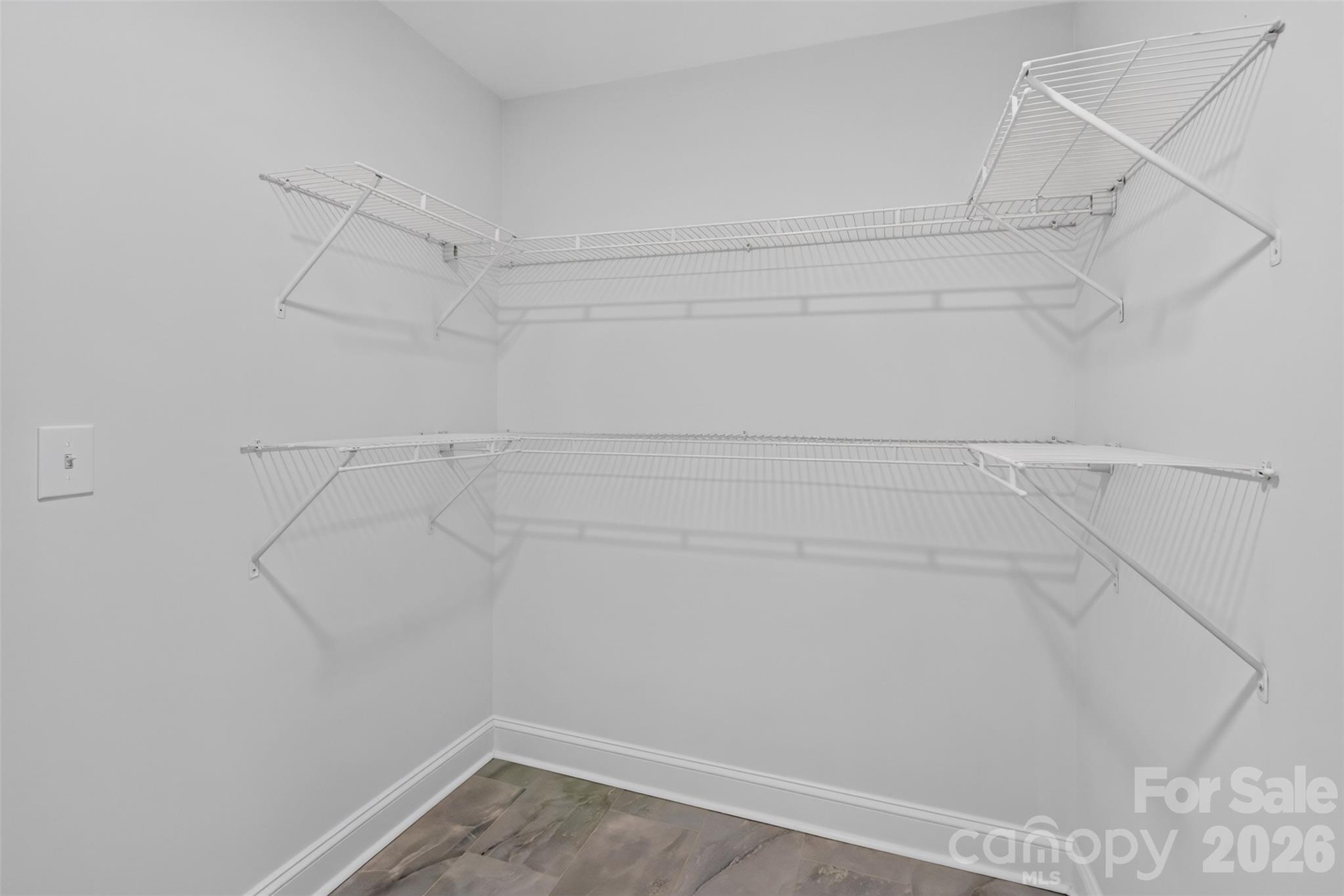 1561 Westdale Drive Property Photo 34