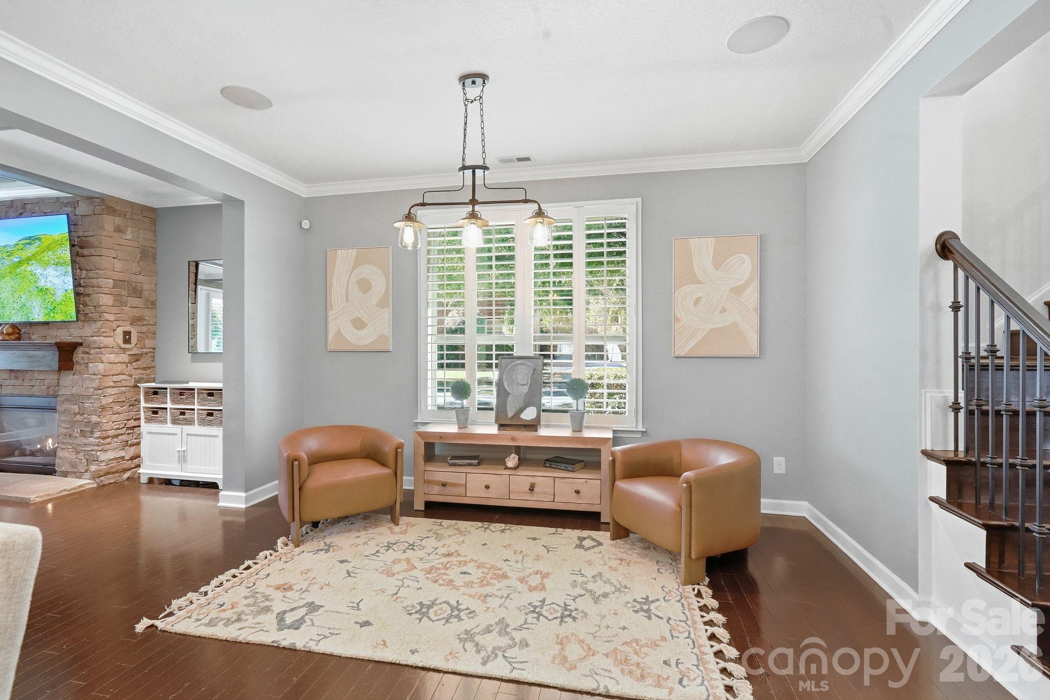 12902 Blakemore Avenue Property Photo 6