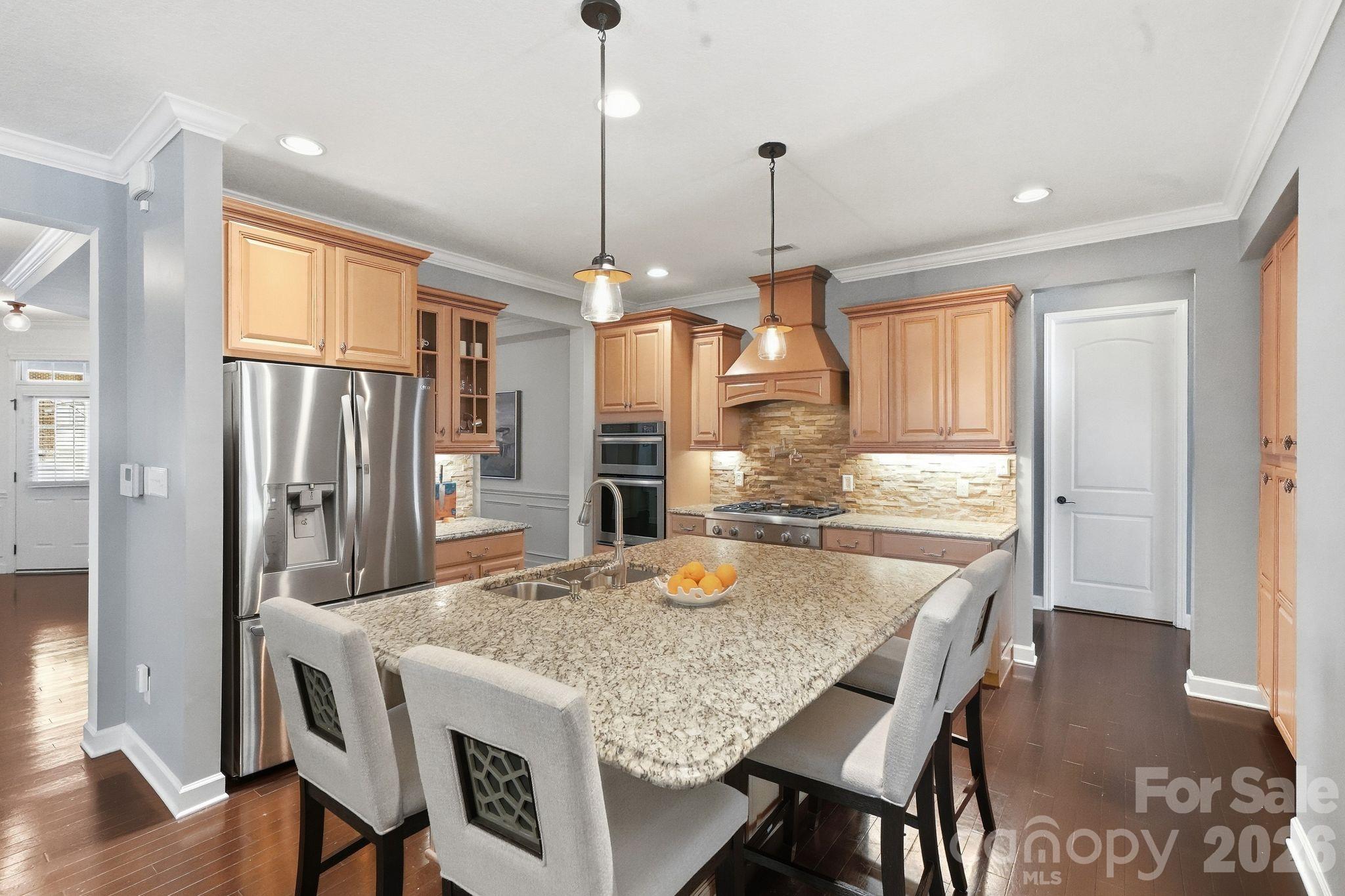12902 Blakemore Avenue Property Photo 7