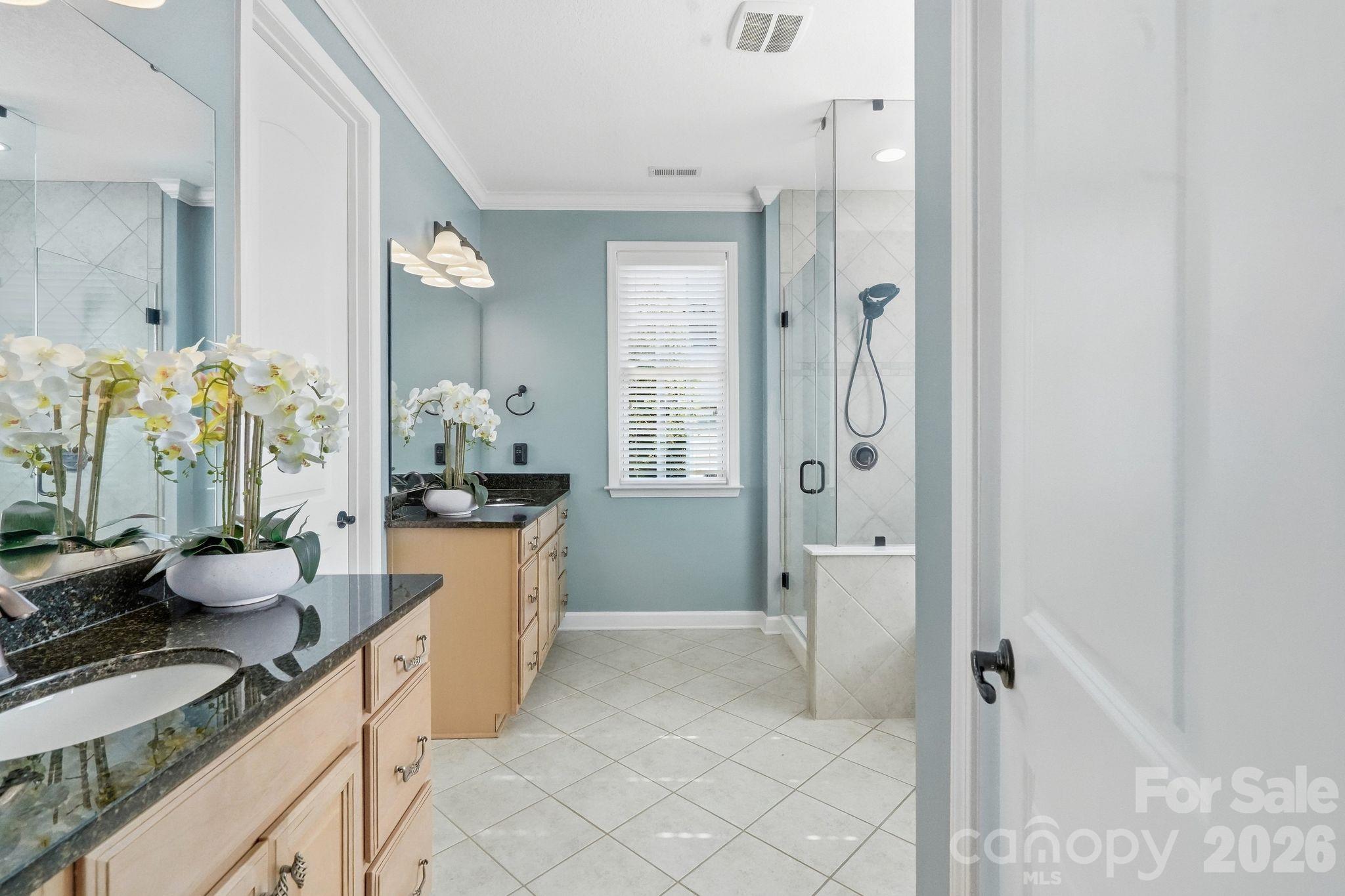 12902 Blakemore Avenue Property Photo 11