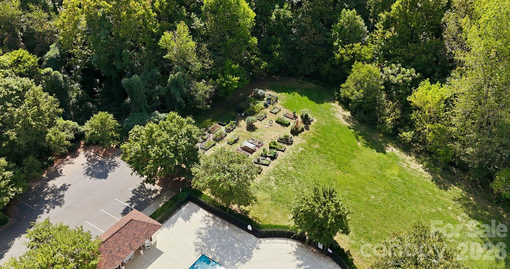 12902 Blakemore Avenue Property Photo 24