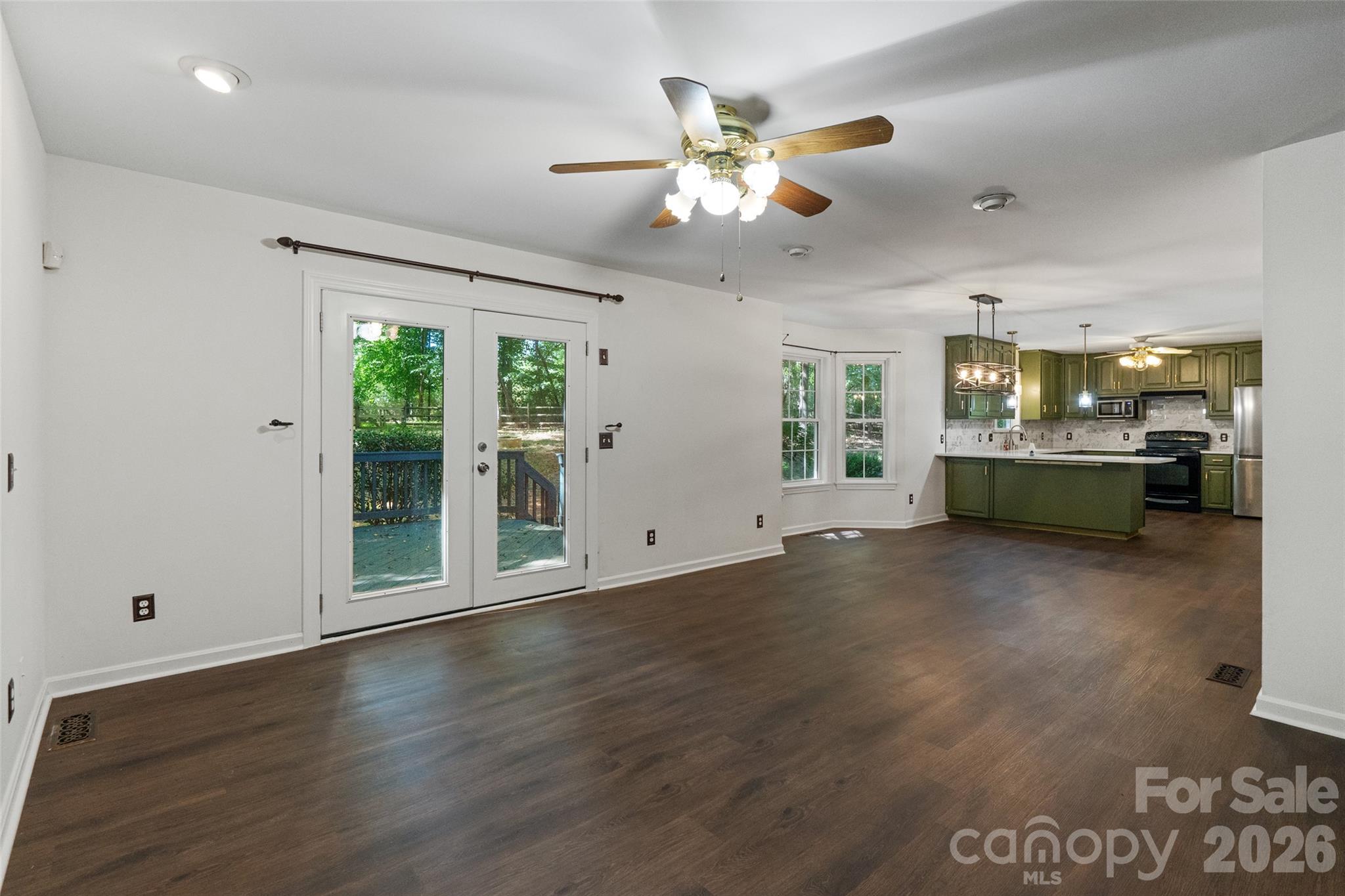 8327 Loma Linda Loop Property Photo 8