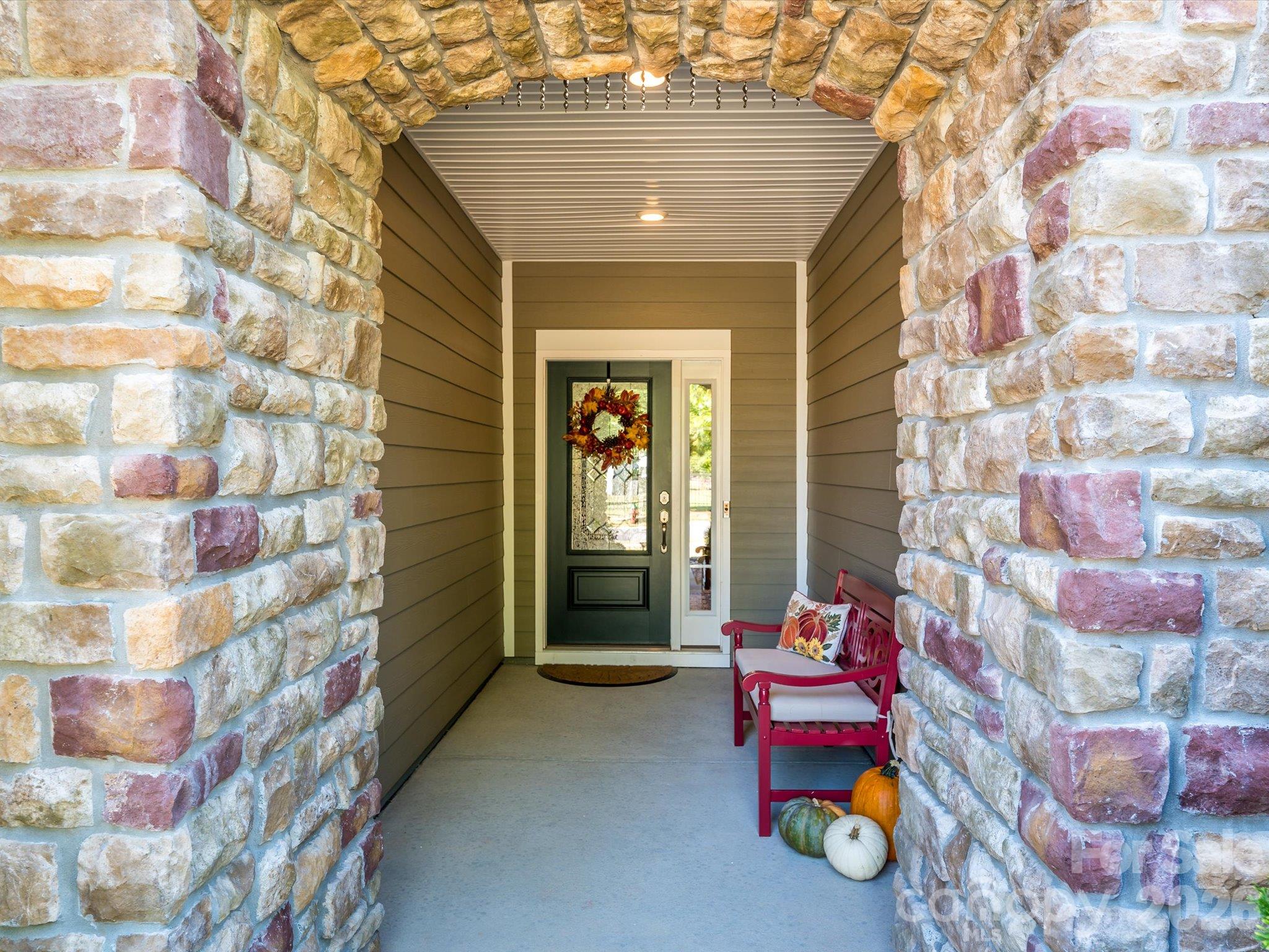 8219 Asher Chase Trail Property Photo 2