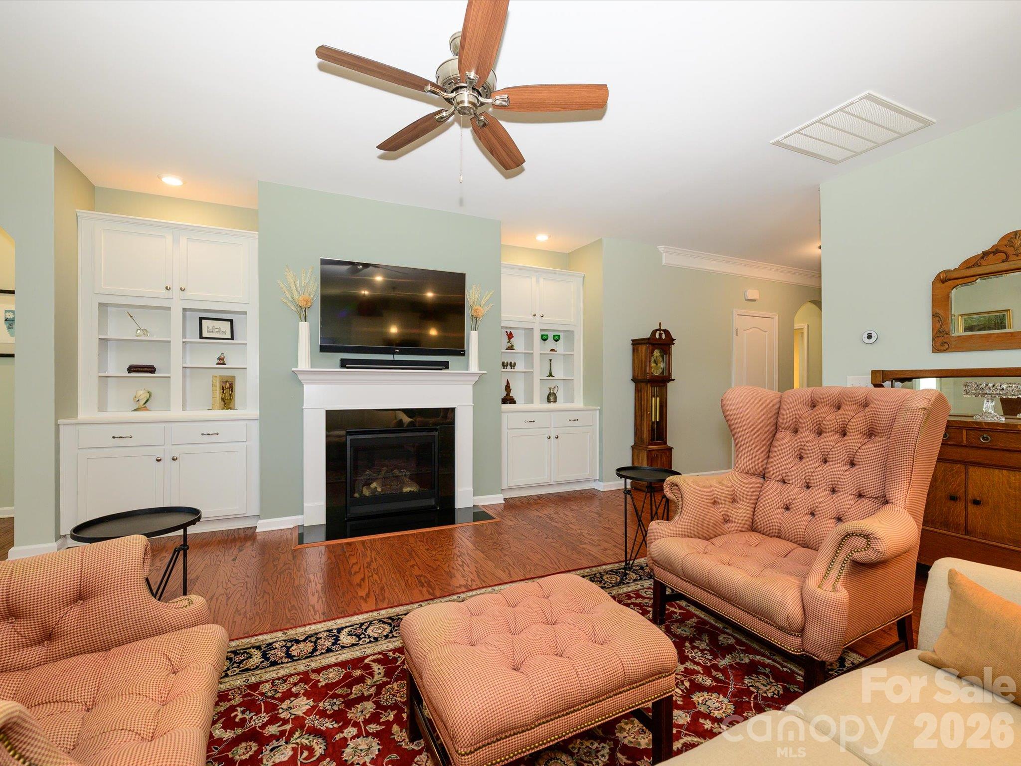 8219 Asher Chase Trail Property Photo 7