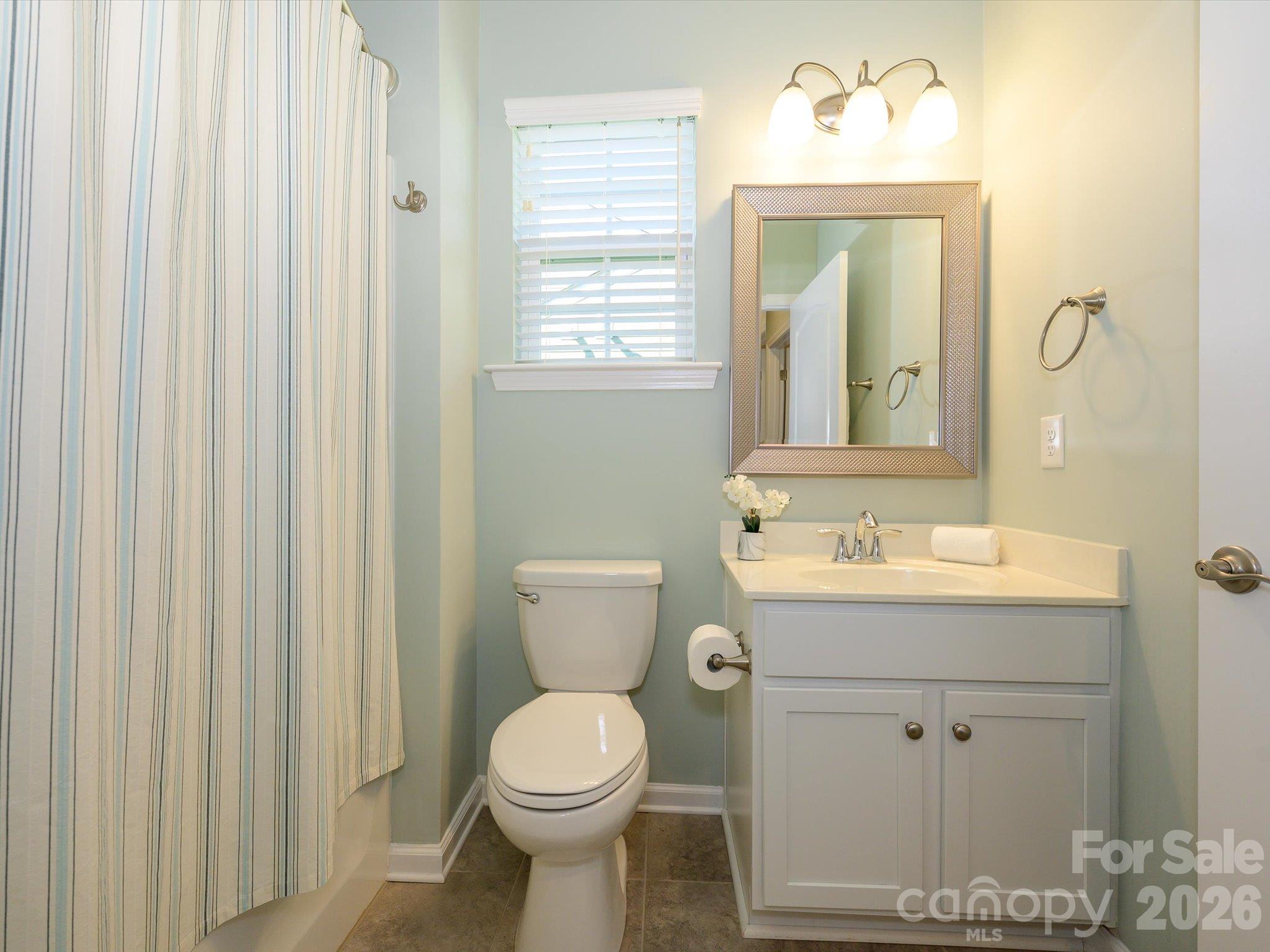 8219 Asher Chase Trail Property Photo 28
