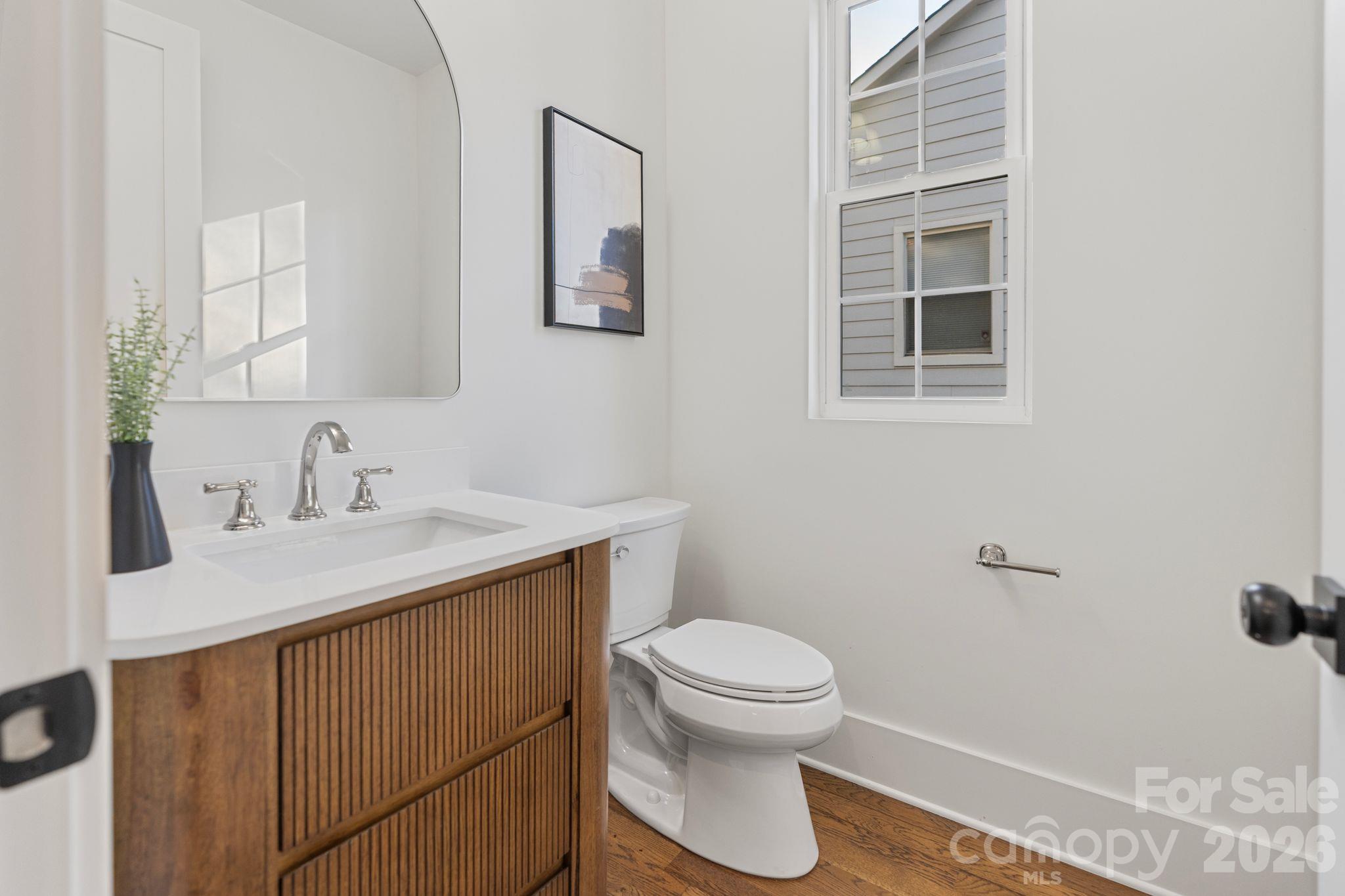 417 Plymouth Avenue Property Photo 9