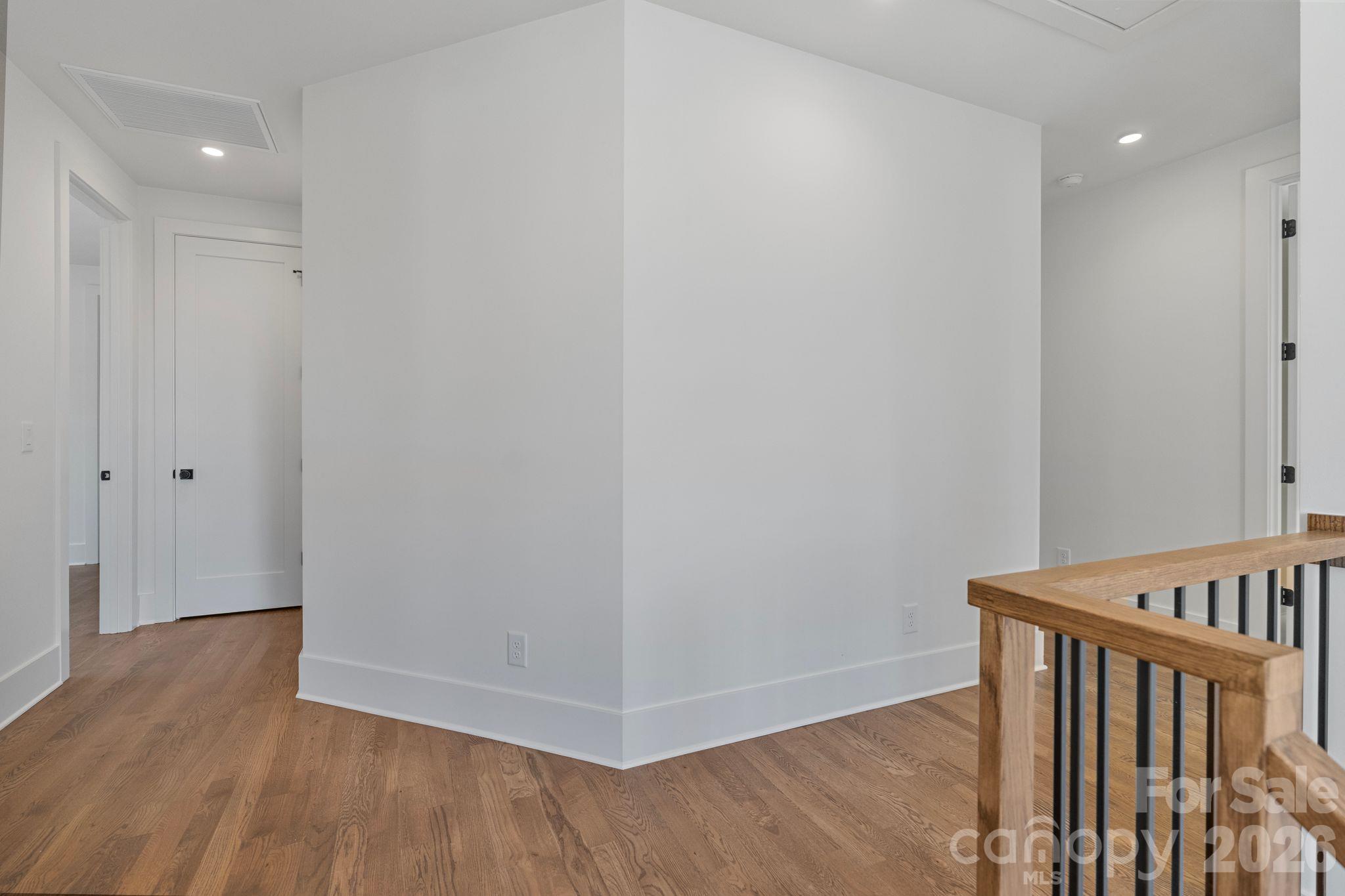 417 Plymouth Avenue Property Photo 29