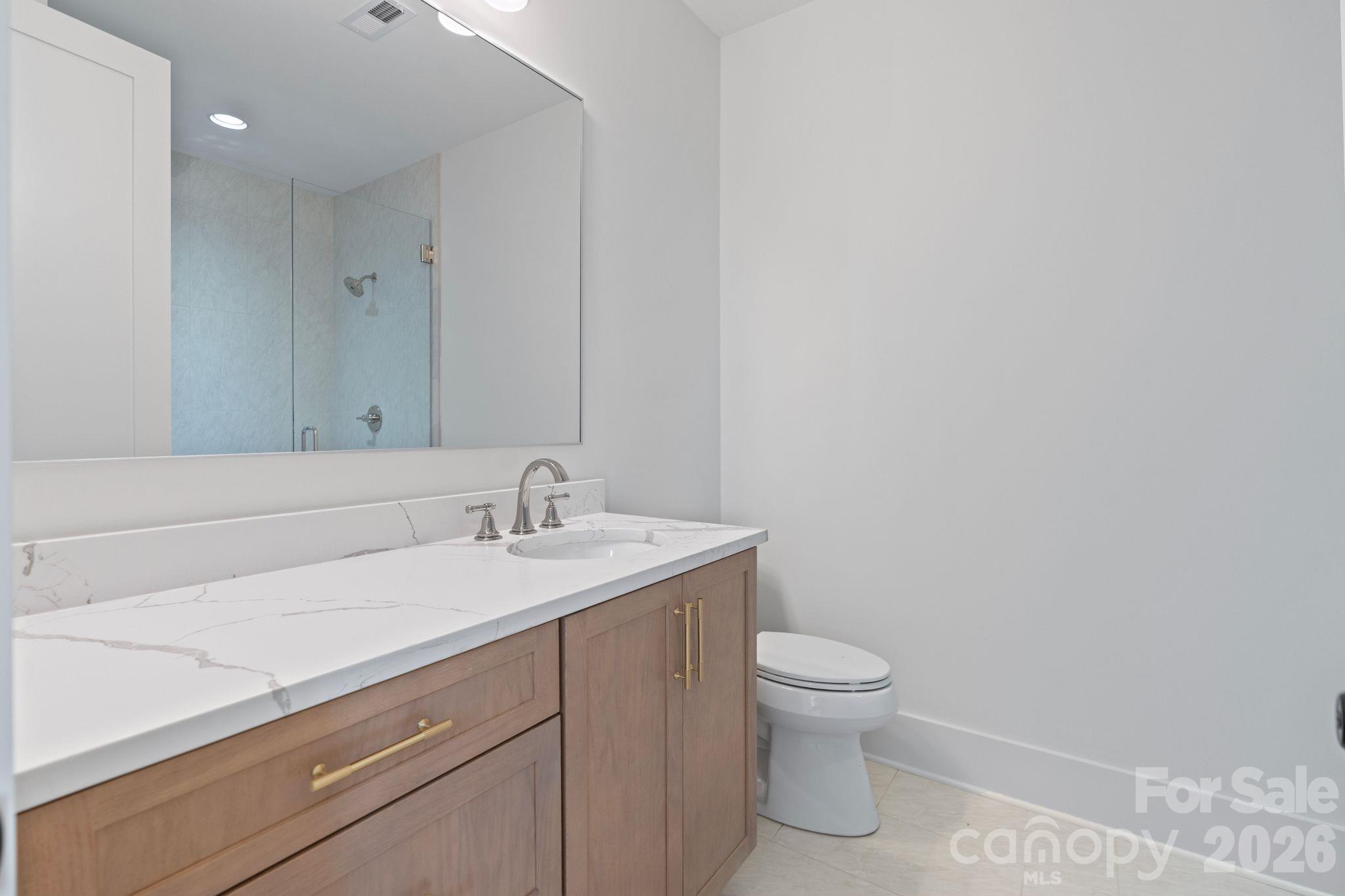 417 Plymouth Avenue Property Photo 40