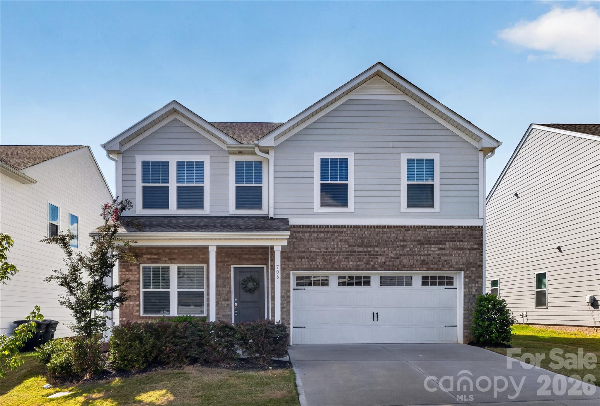 706 Scotch Meadows Loop Property Photo 2