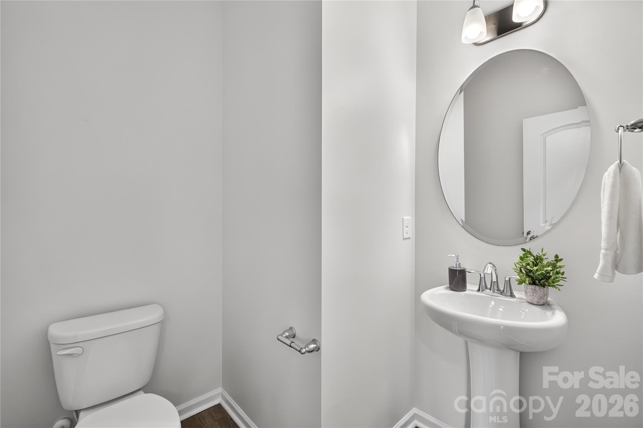 706 Scotch Meadows Loop Property Photo 21