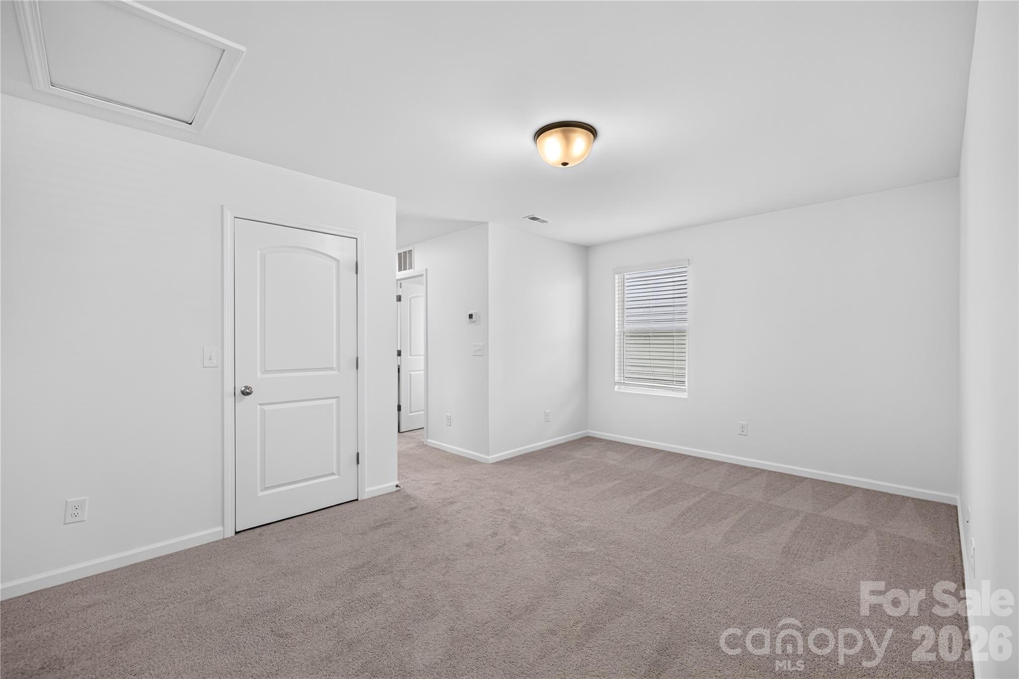 706 Scotch Meadows Loop Property Photo 29
