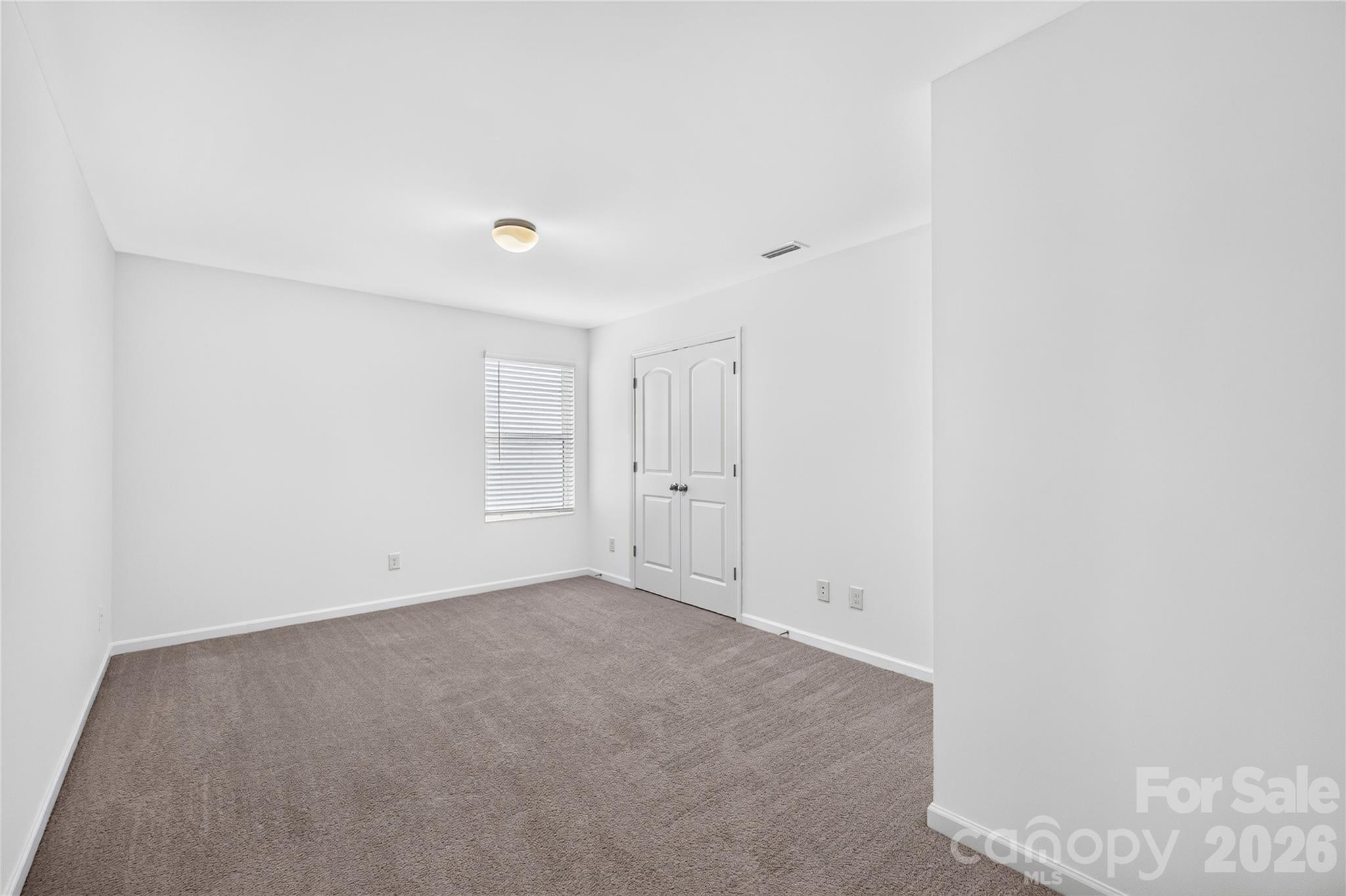 706 Scotch Meadows Loop Property Photo 30