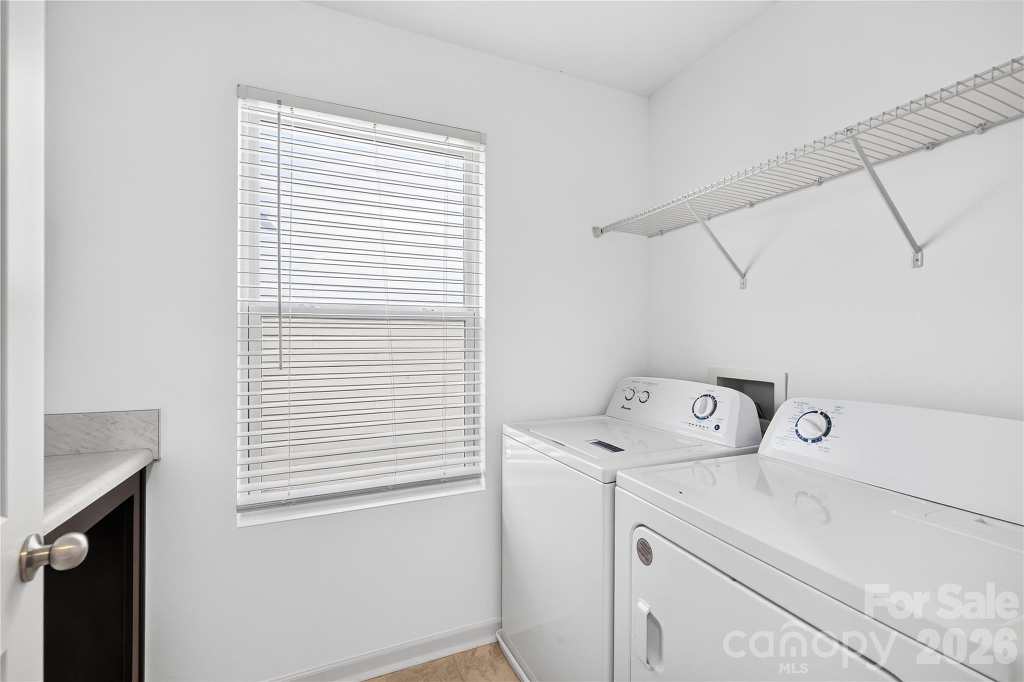 706 Scotch Meadows Loop Property Photo 33