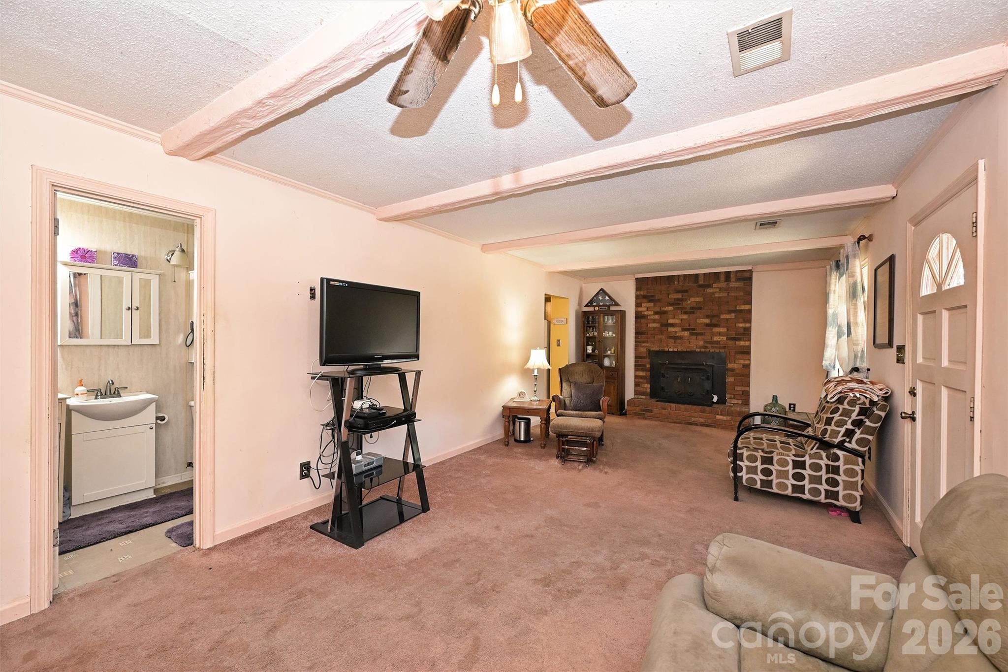 808 Davenport Street Property Photo 8