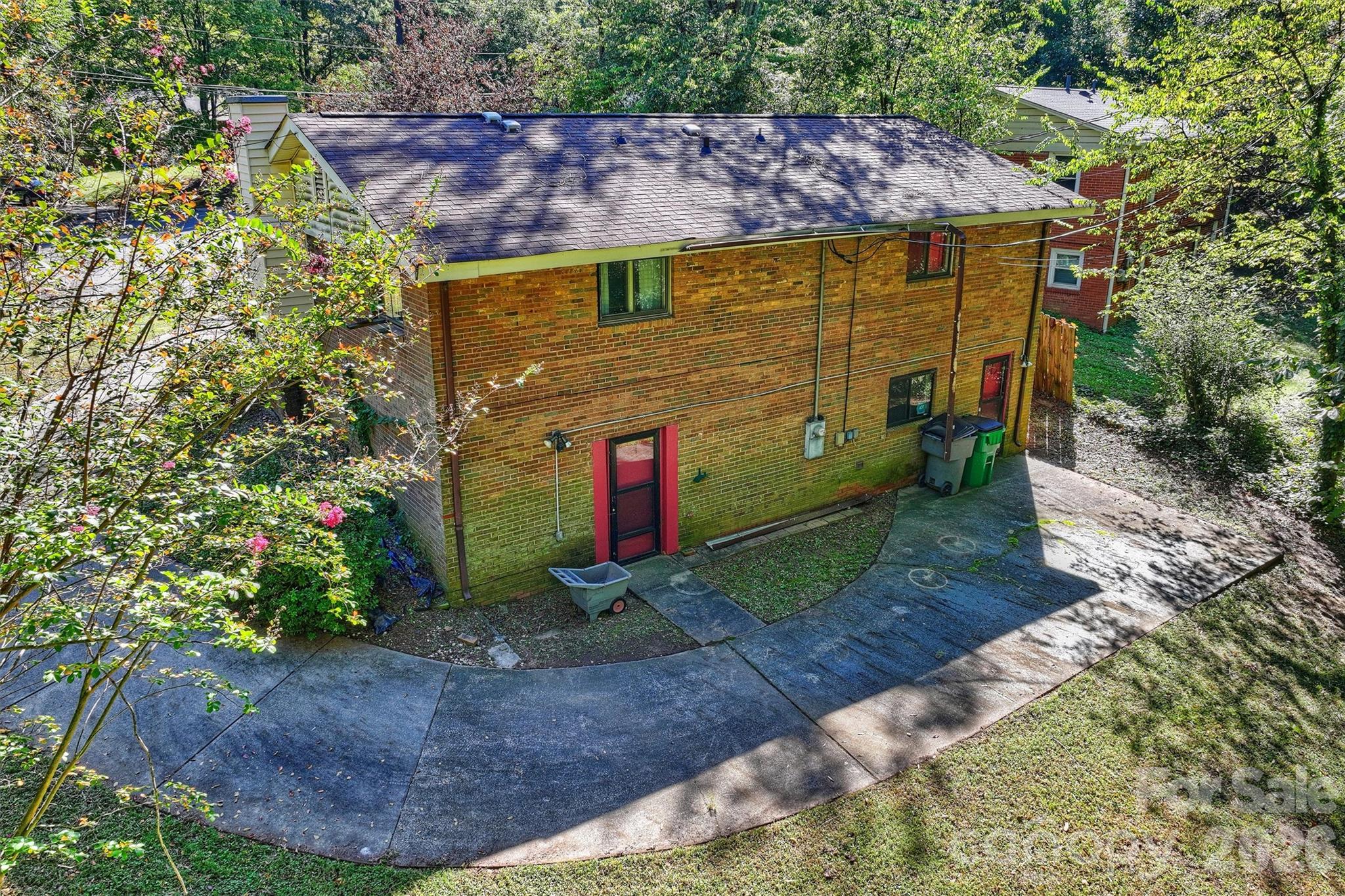 808 Davenport Street Property Photo 34