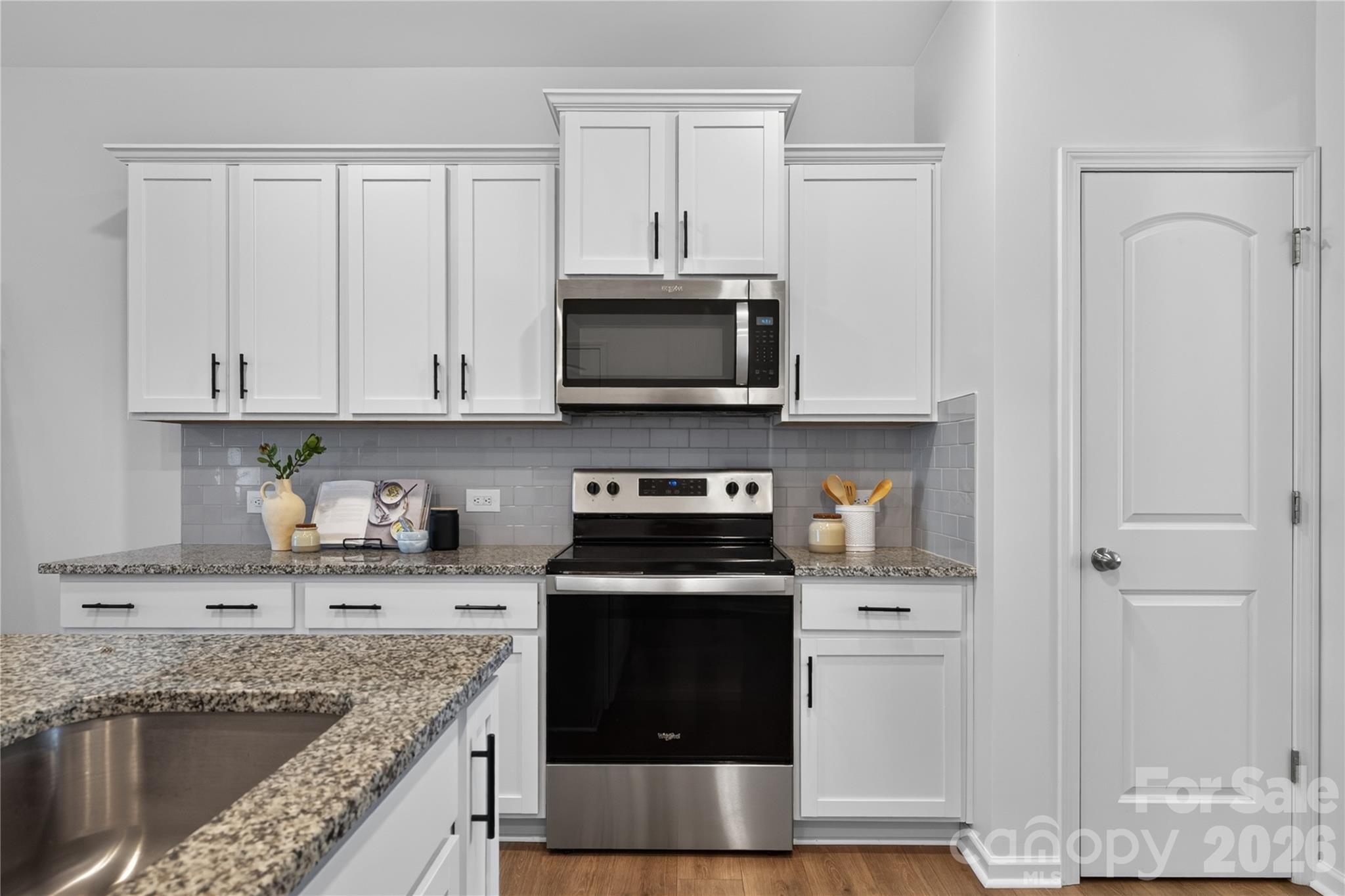 731 Scotch Meadows Loop Property Photo 7