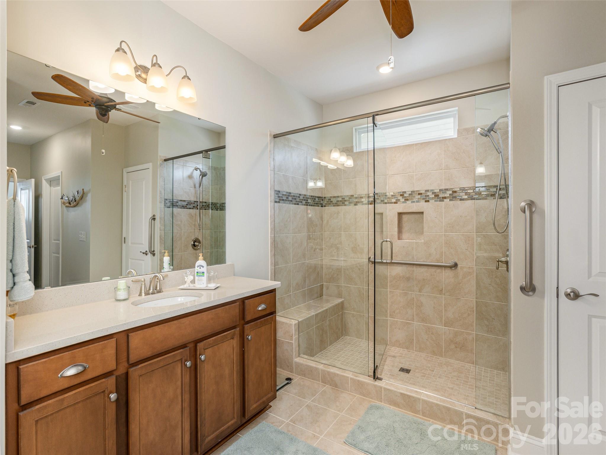 748 Summerfield Place Property Photo 17