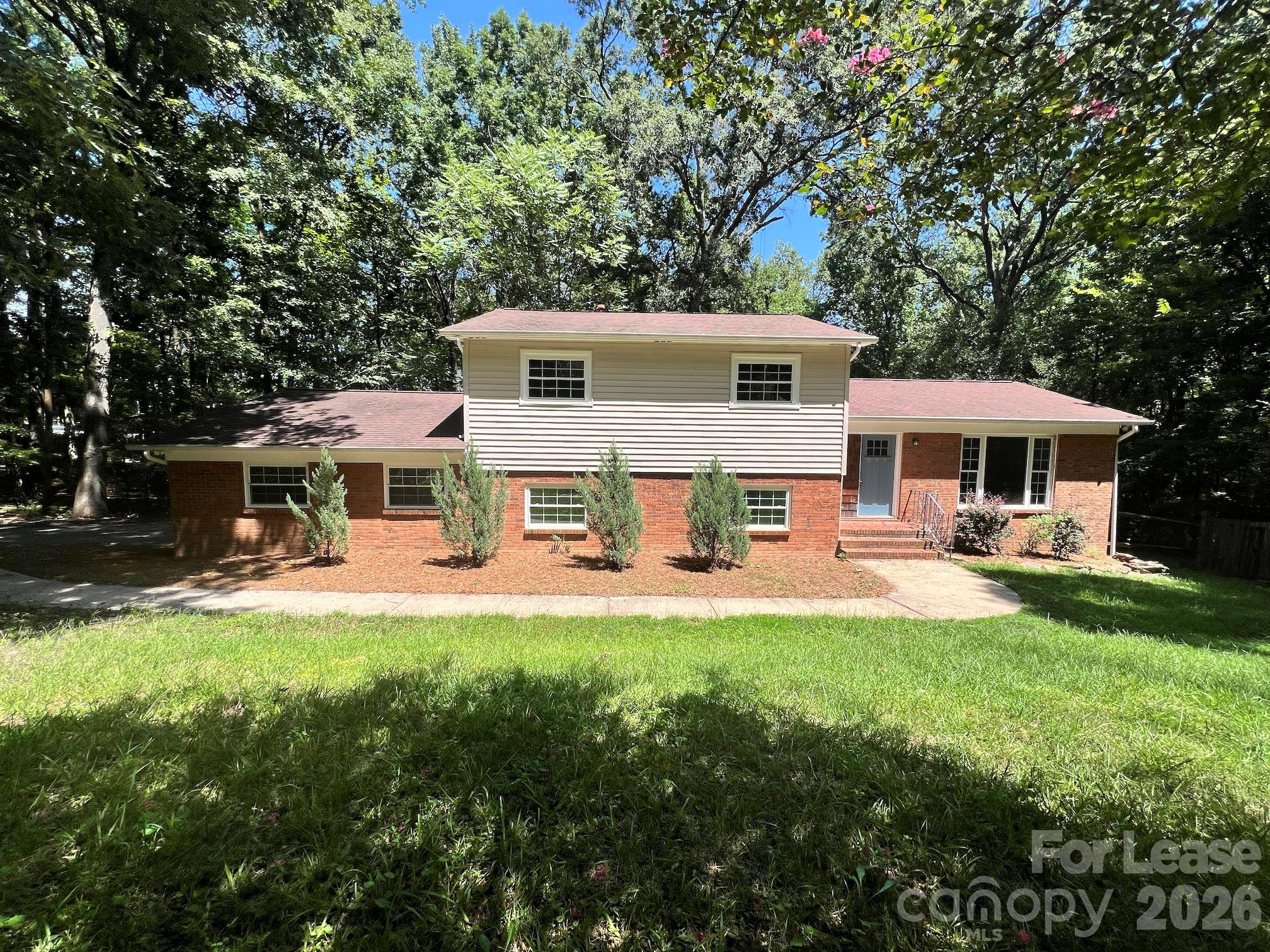 2200 Fair Forest Drive Property Photo 1