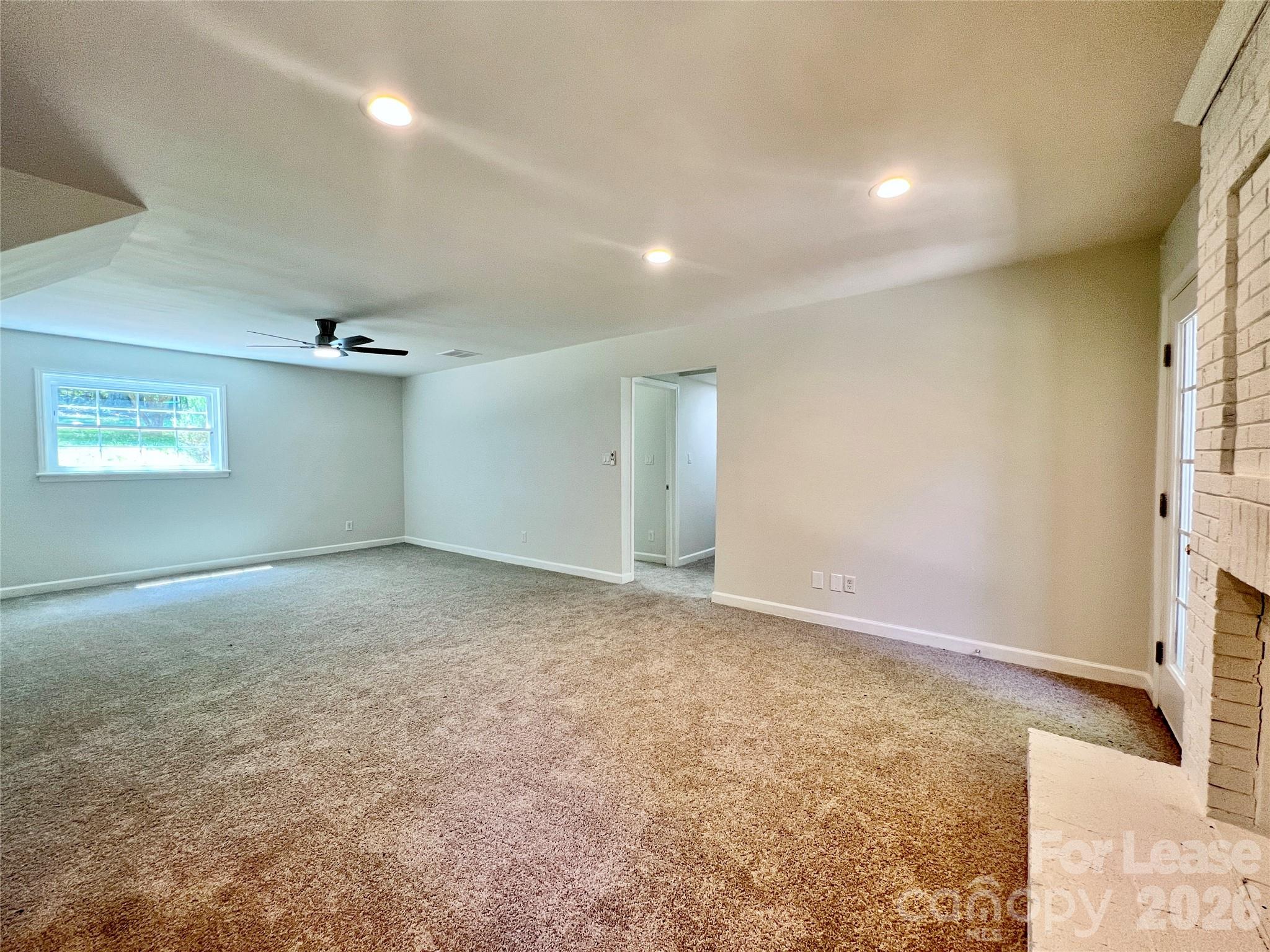 2200 Fair Forest Drive Property Photo 19