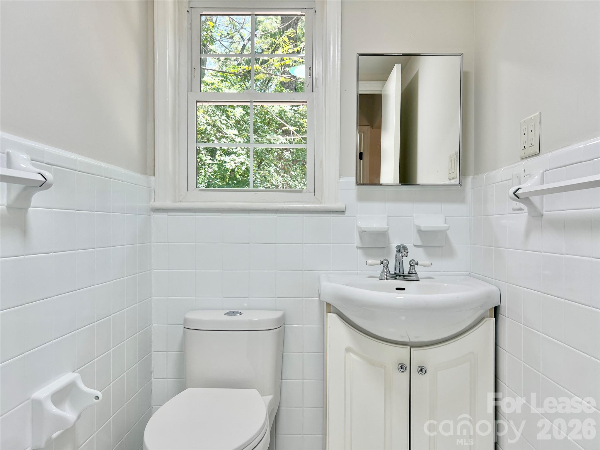 2200 Fair Forest Drive Property Photo 21