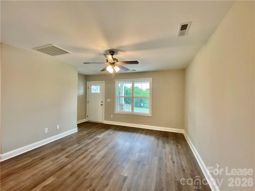 610 Ben Avenue Property Photo 4