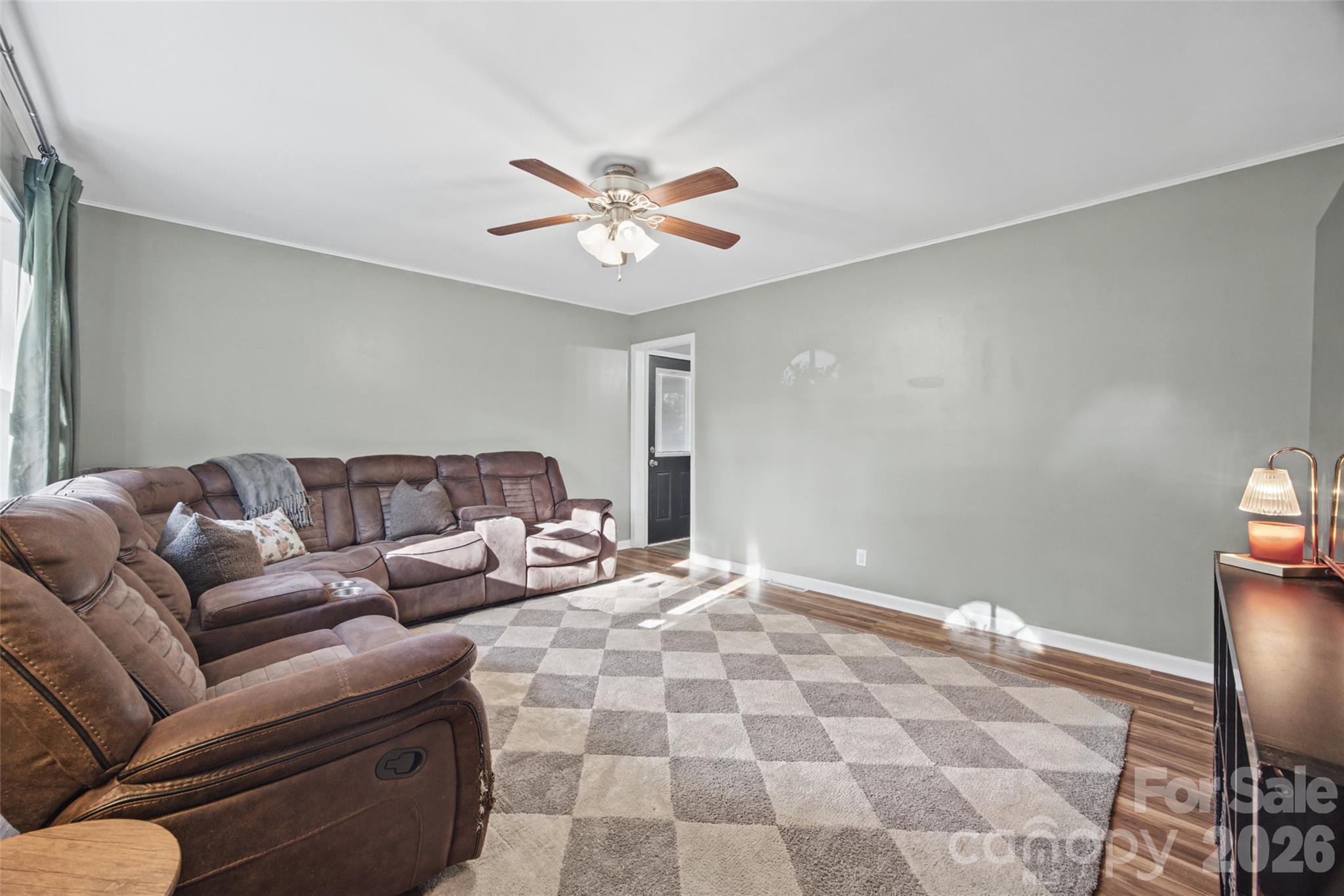18 Northbrook Drive Property Photo 5