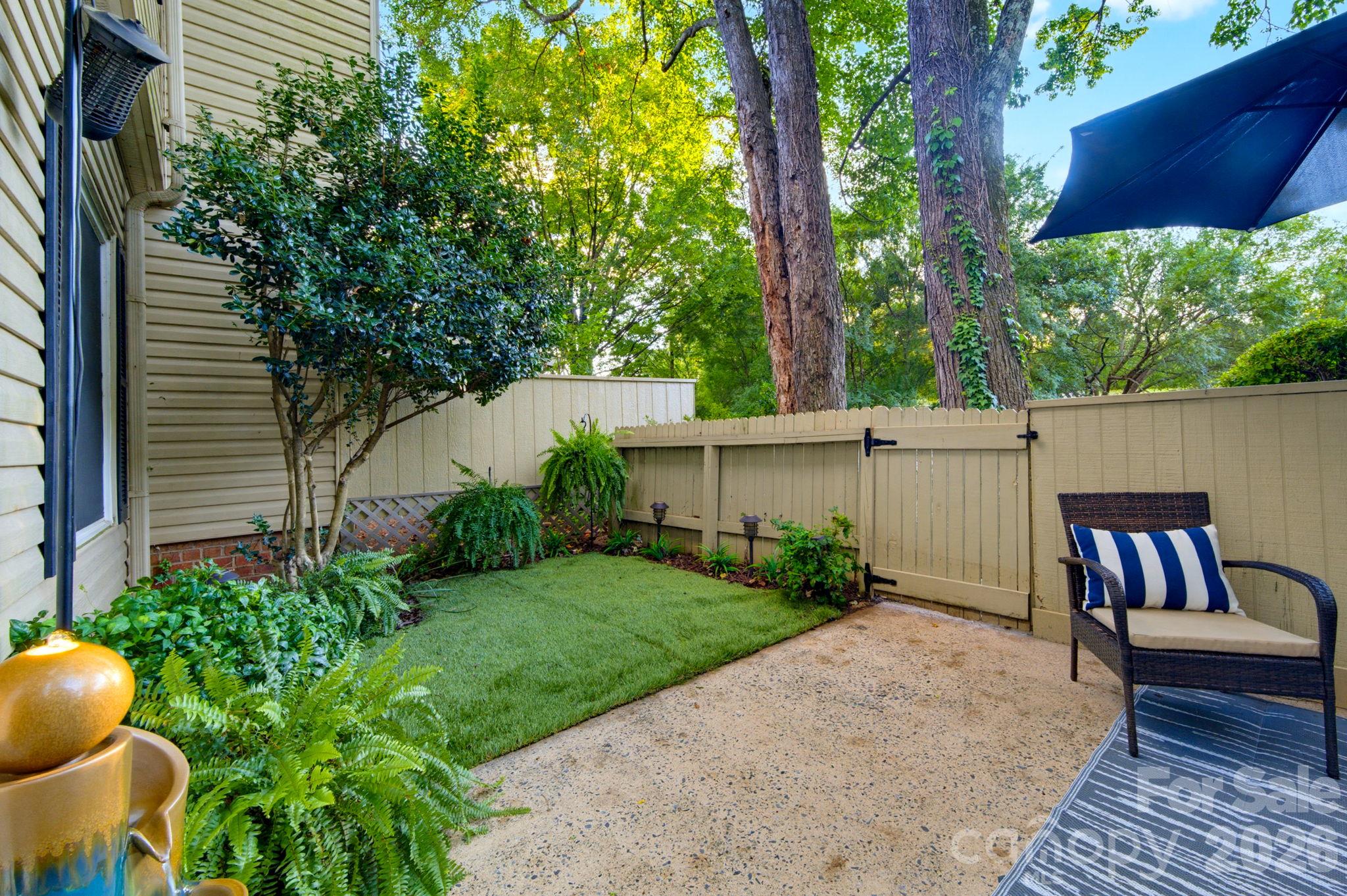 5901 Quail Hollow Road F Property Photo 2