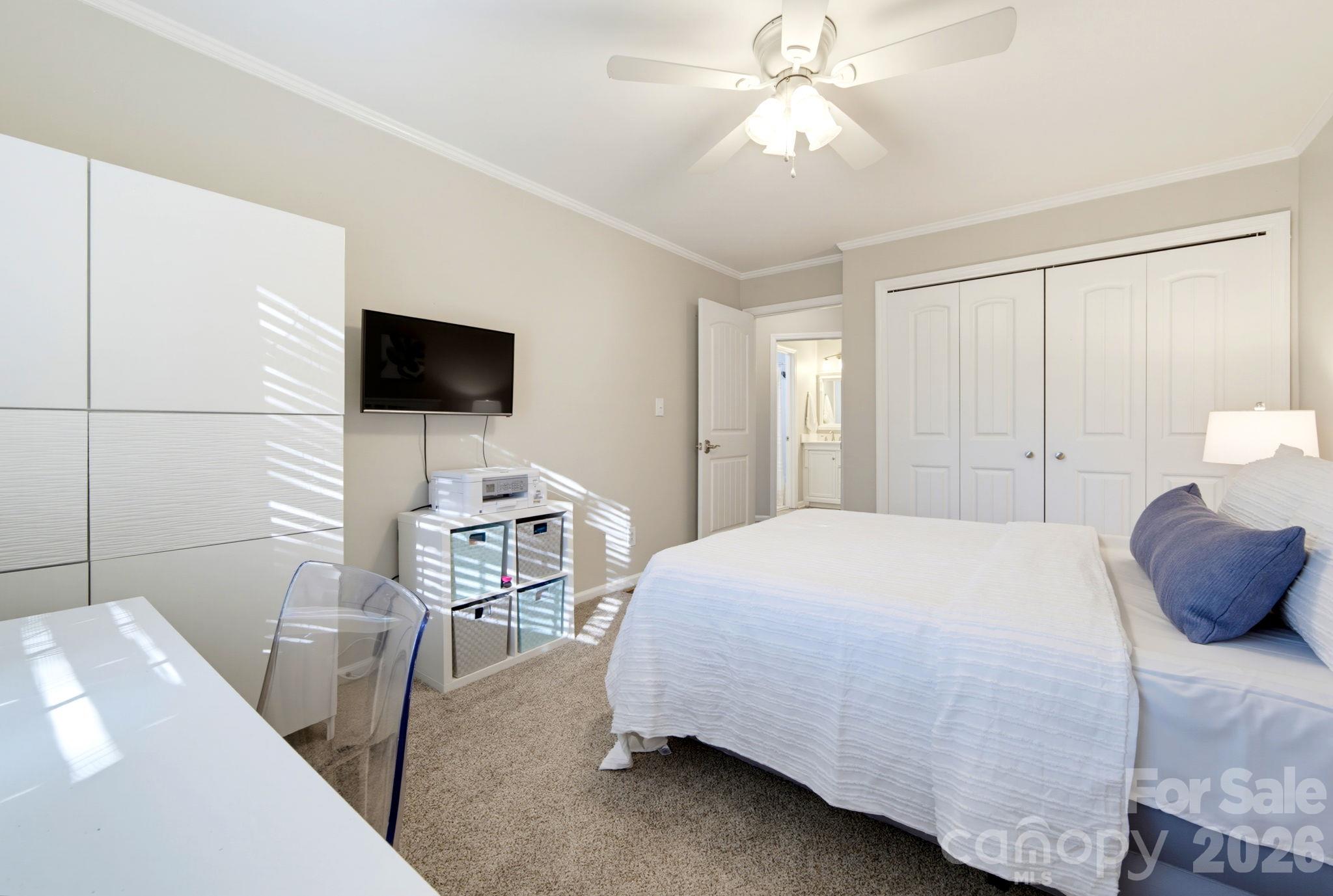 5901 Quail Hollow Road F Property Photo 18