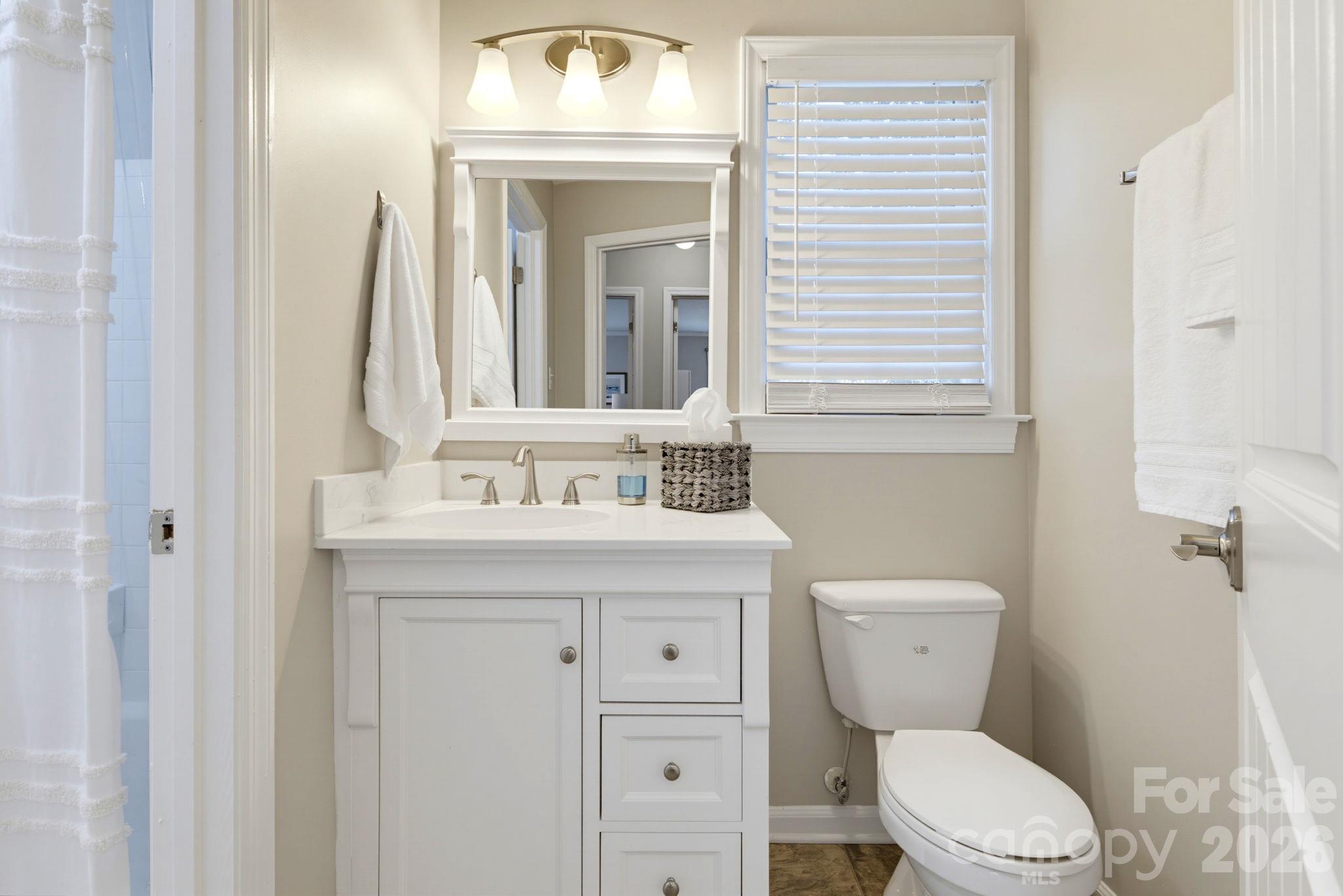 5901 Quail Hollow Road F Property Photo 23