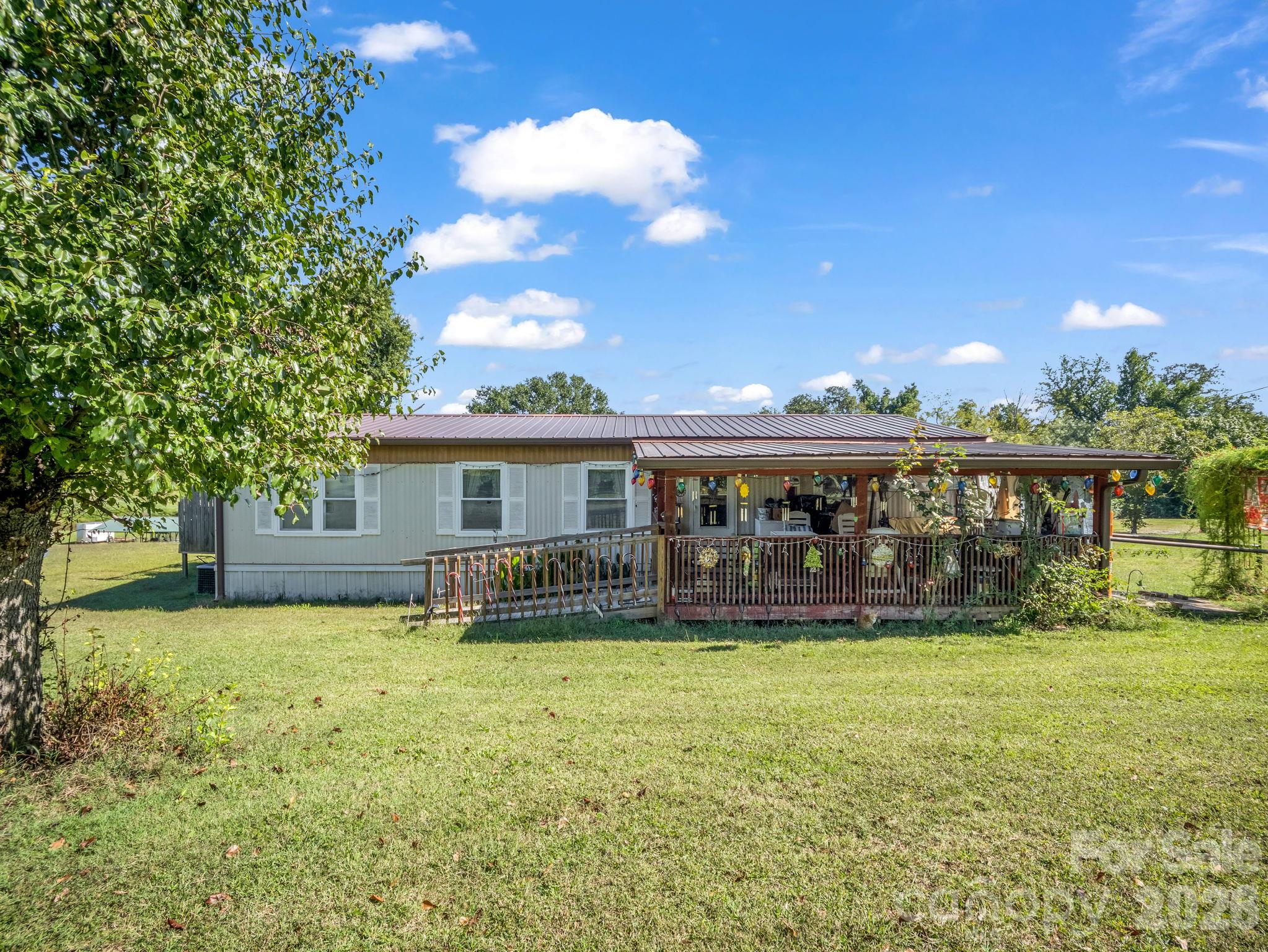 126 Chime Lane Property Photo 2