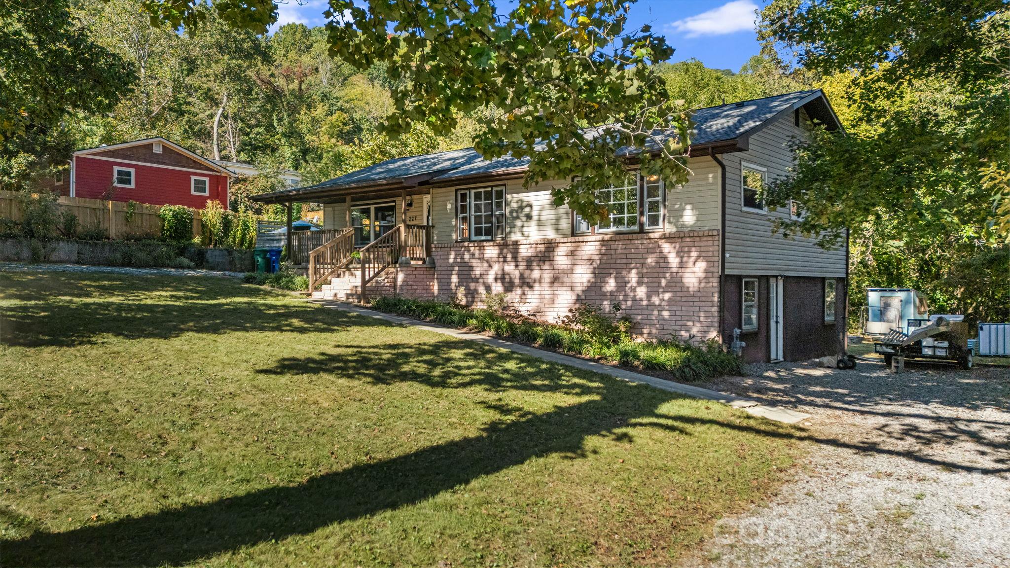 227 Cedar Hill Road Property Photo 2