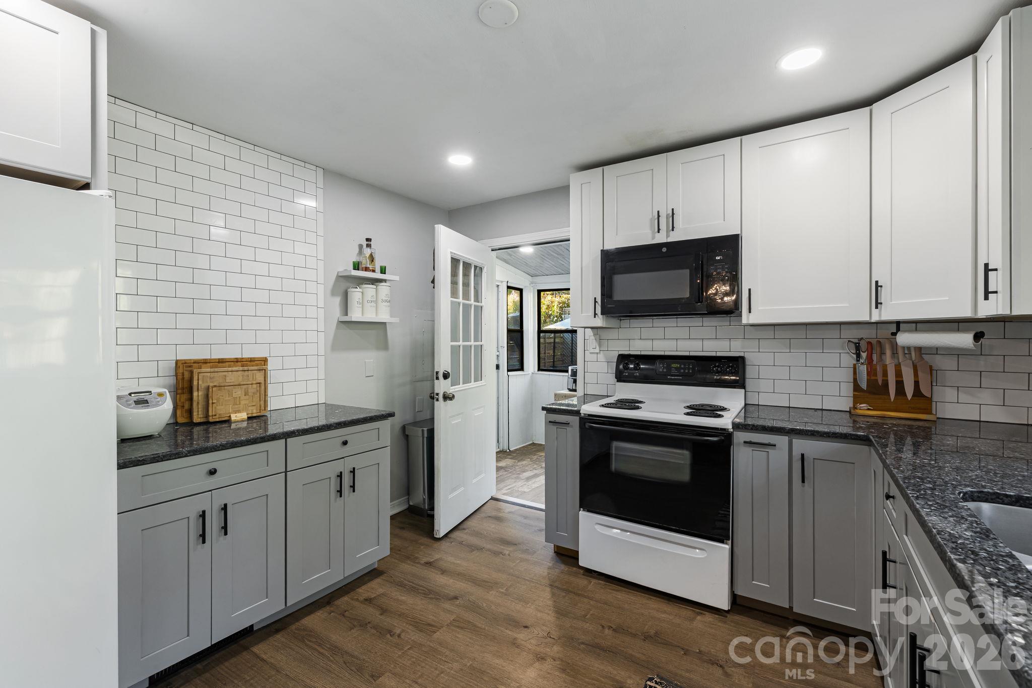 227 Cedar Hill Road Property Photo 17