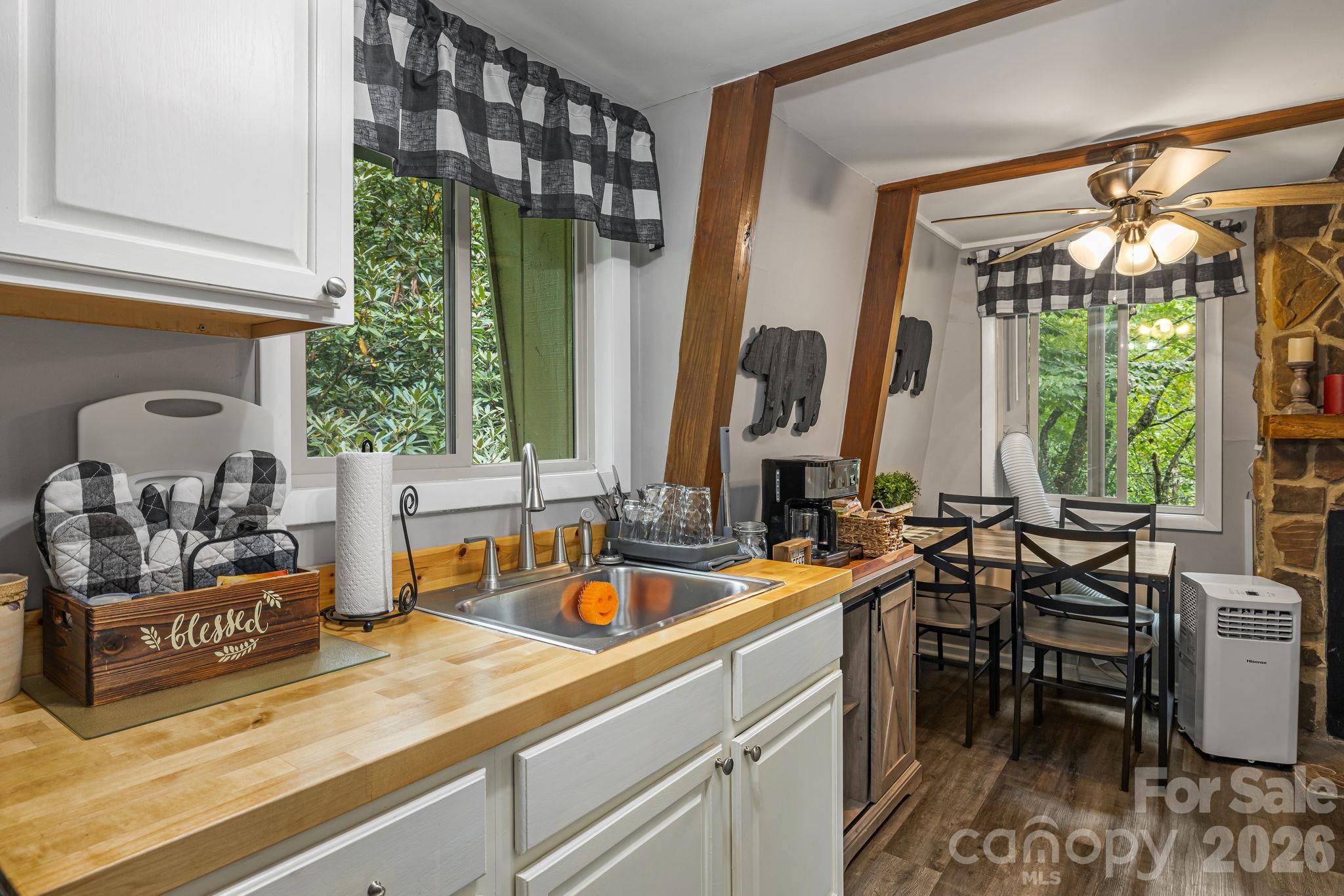 42 Hemlock Hill Road B Property Photo 14