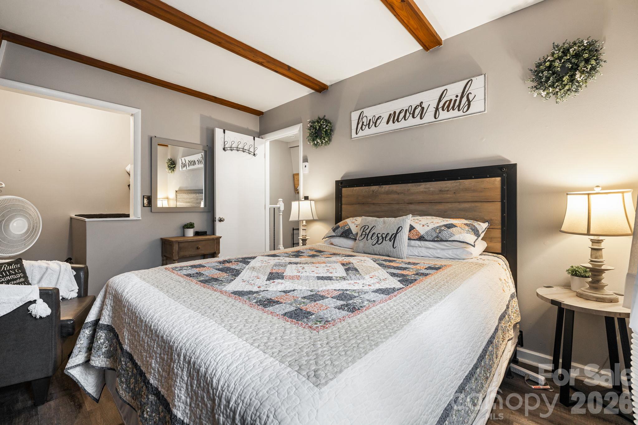 42 Hemlock Hill Road B Property Photo 18