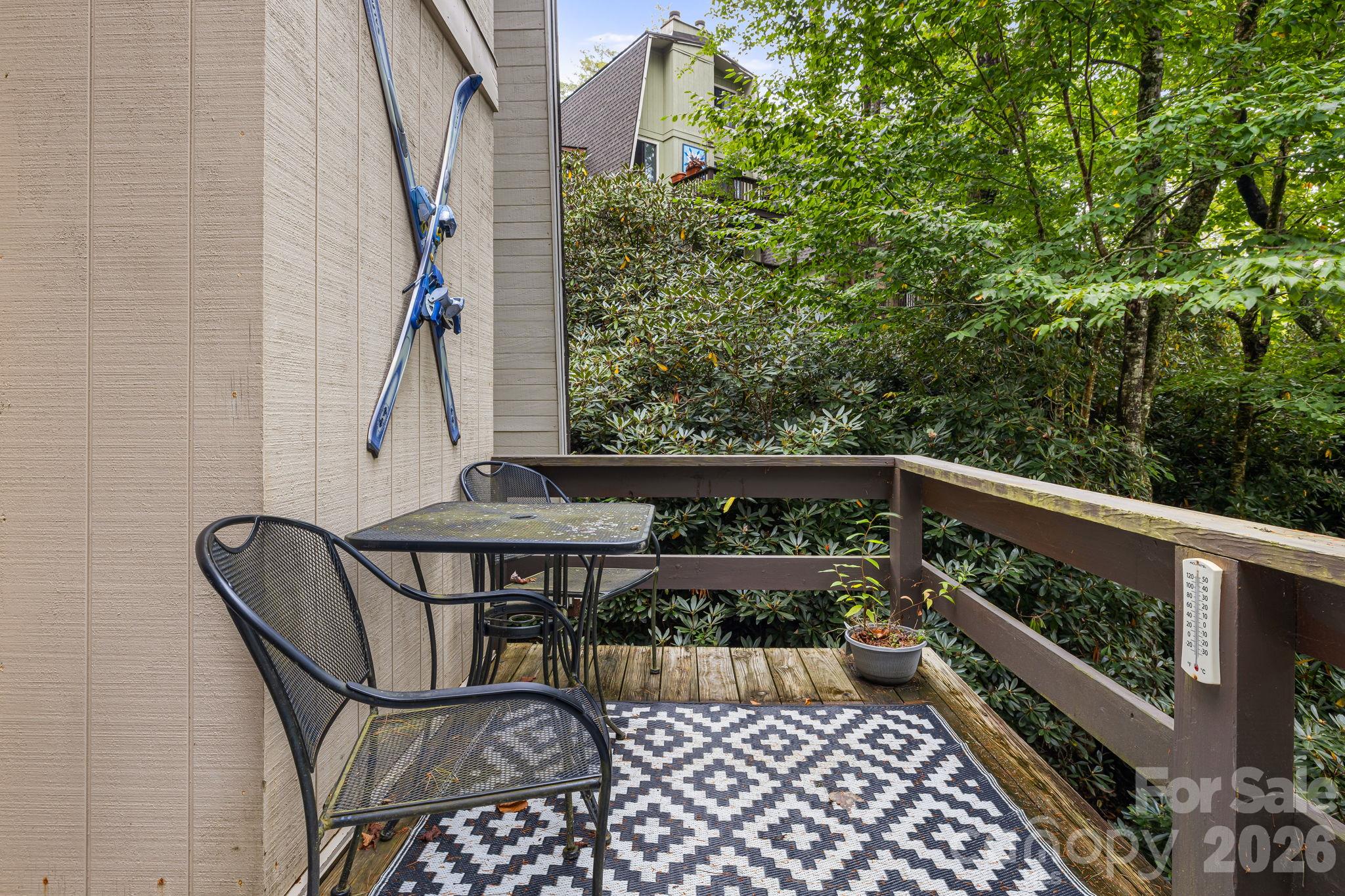 42 Hemlock Hill Road B Property Photo 21