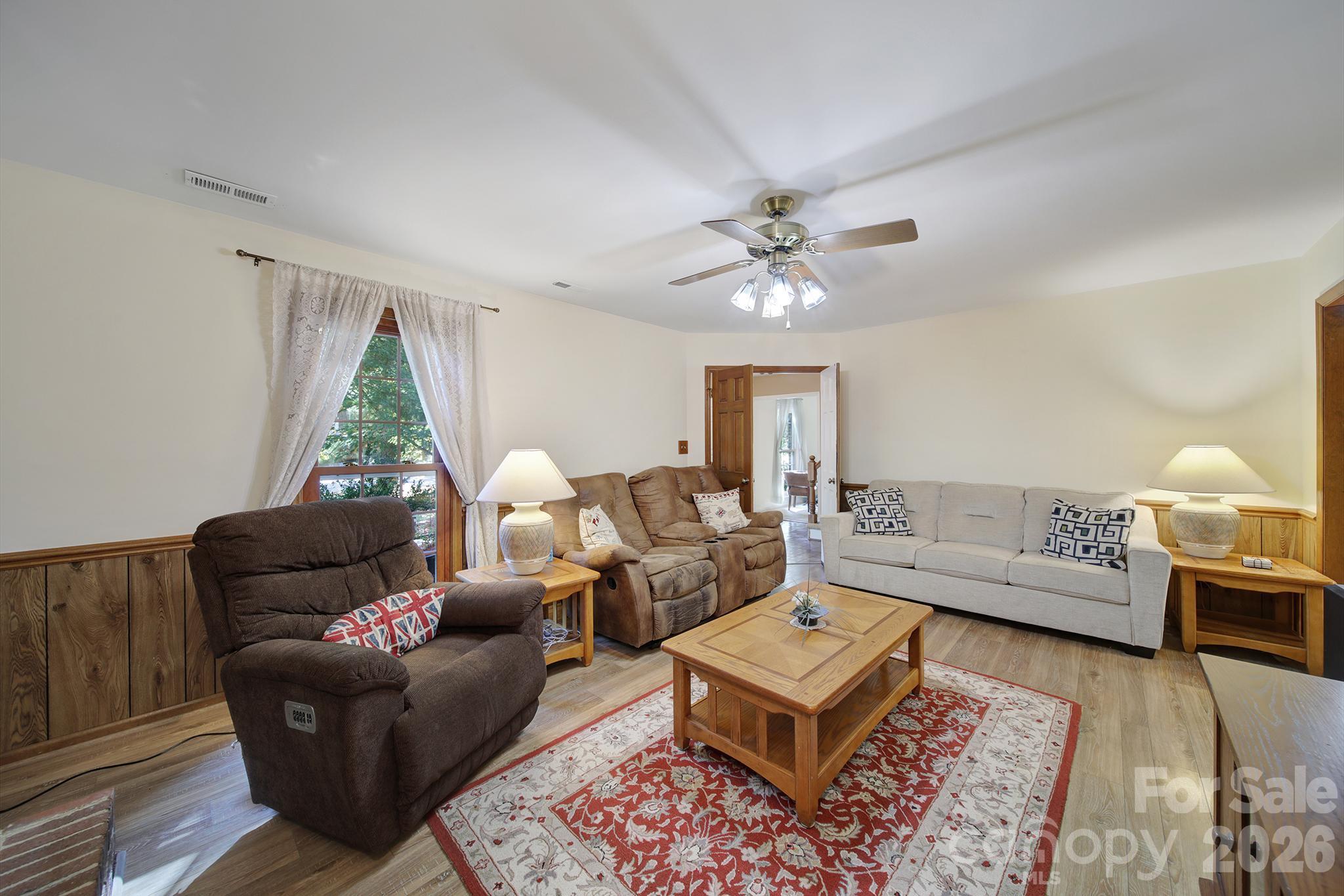 6134 Hickory Forest Drive Property Photo 6