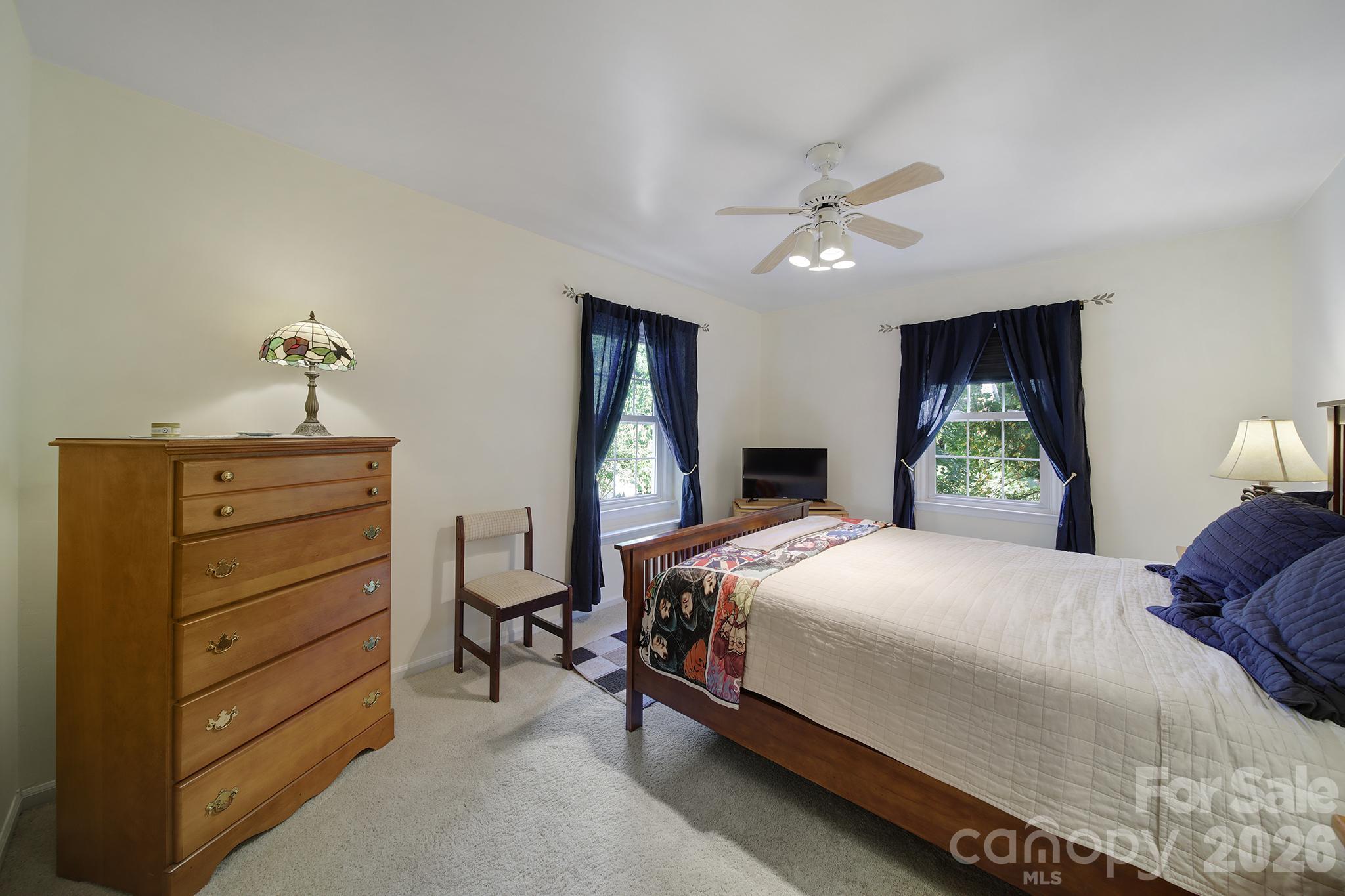 6134 Hickory Forest Drive Property Photo 28