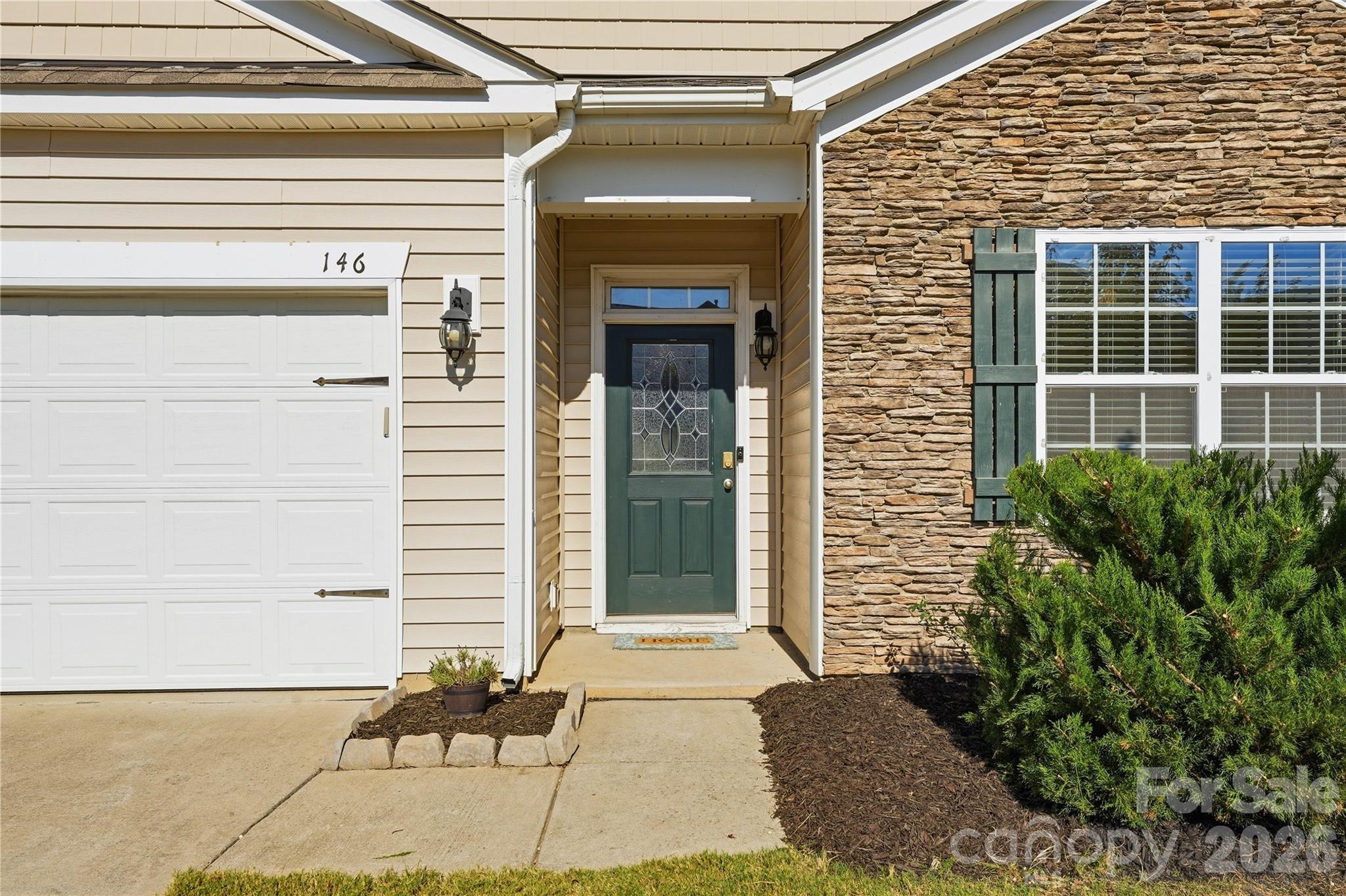 146 N Cromwell Drive Property Photo 3