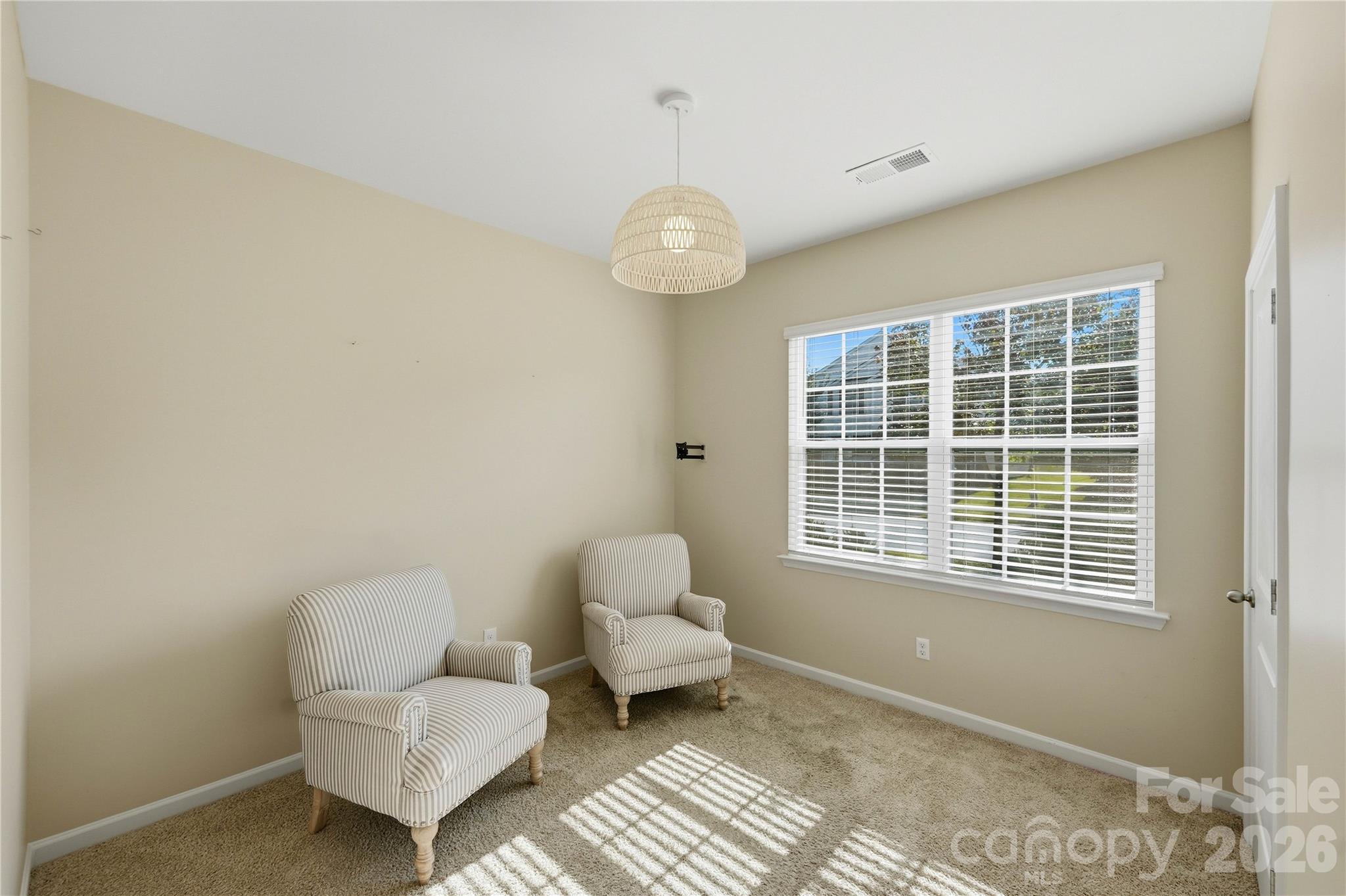 146 N Cromwell Drive Property Photo 7
