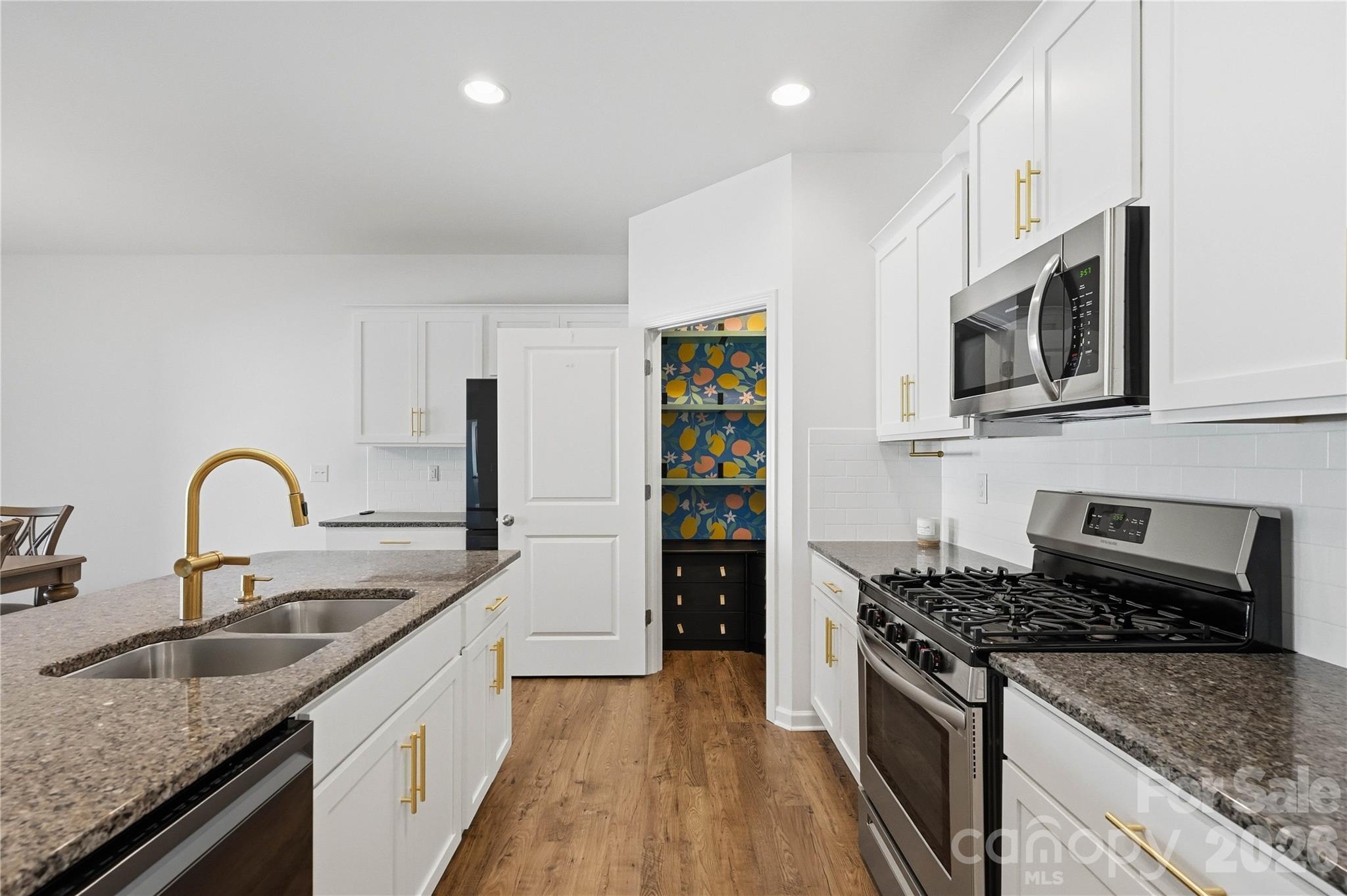 146 N Cromwell Drive Property Photo 16