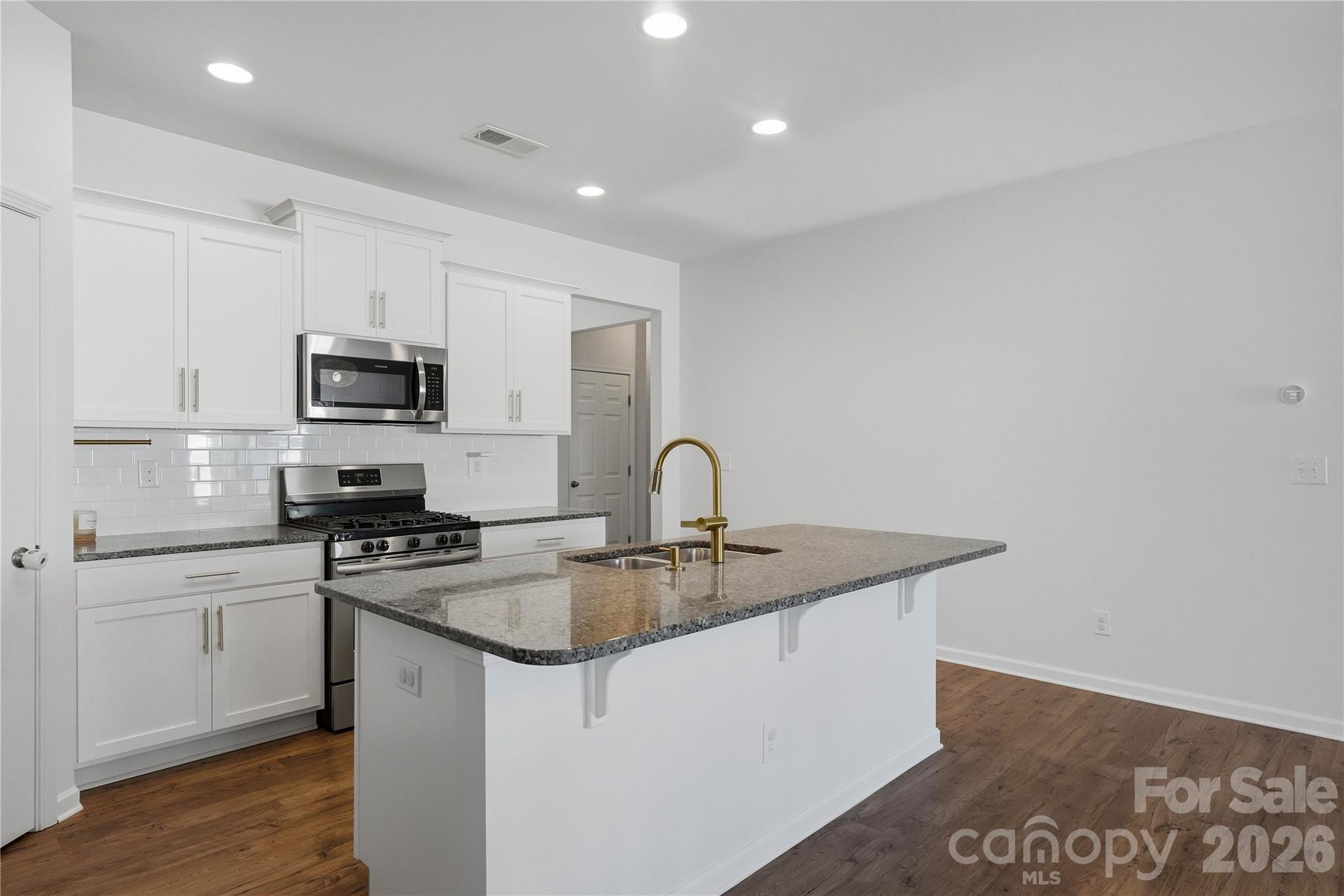 146 N Cromwell Drive Property Photo 18