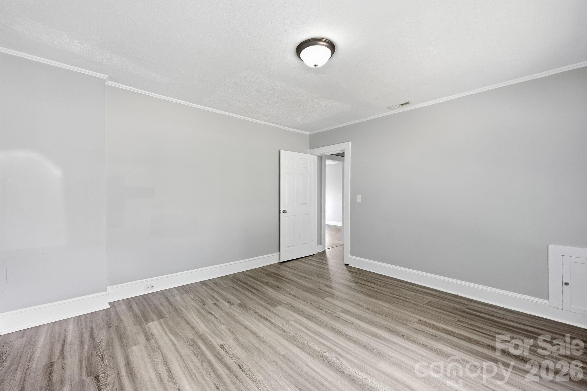 1006 W C Street Property Photo 11