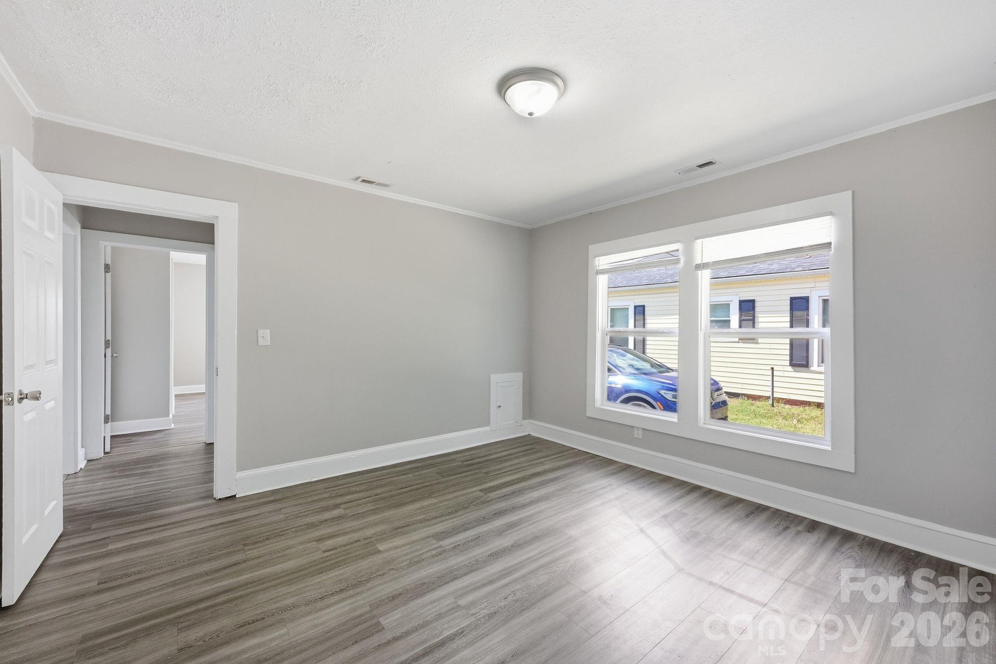 1006 W C Street Property Photo 12